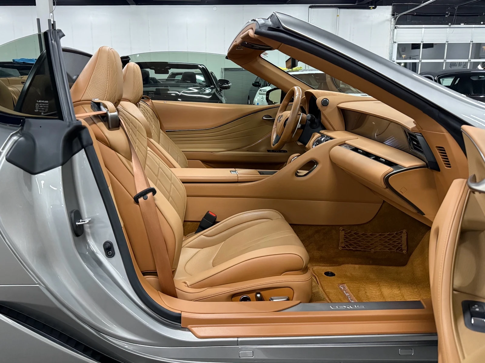 2021 Lexus LC 500 Convertible, 28/30