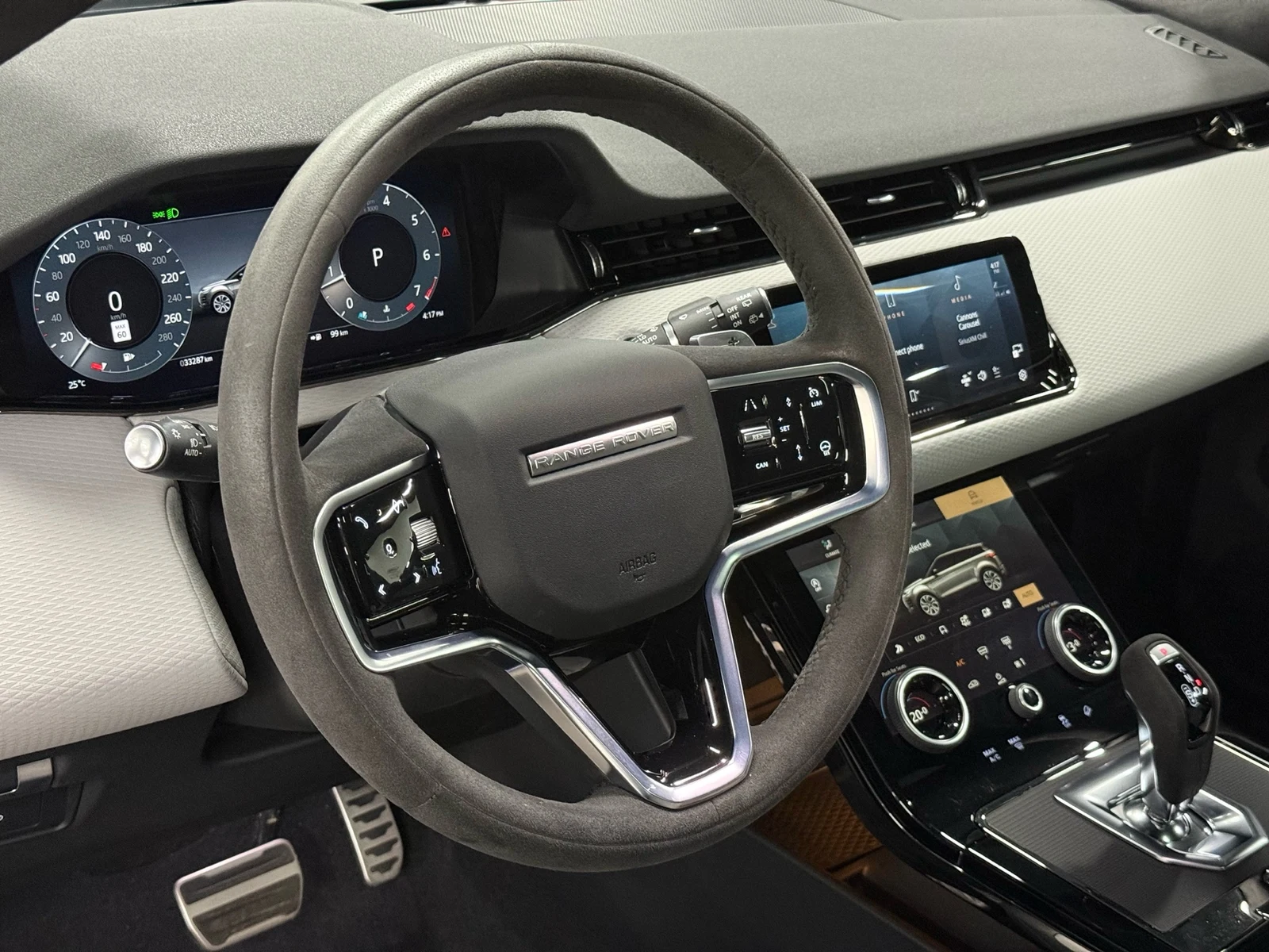 2023 Land Rover Range Rover Evoque P300 MHEV (L551), 13/30