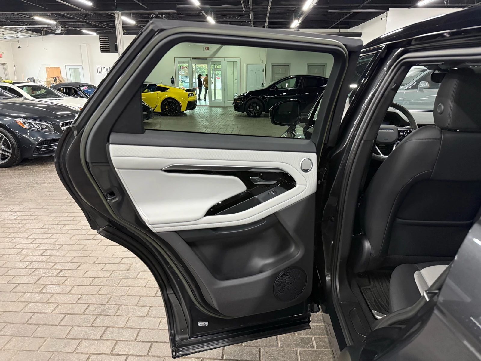 2023 Land Rover Range Rover Evoque P300 MHEV (L551), 22/30