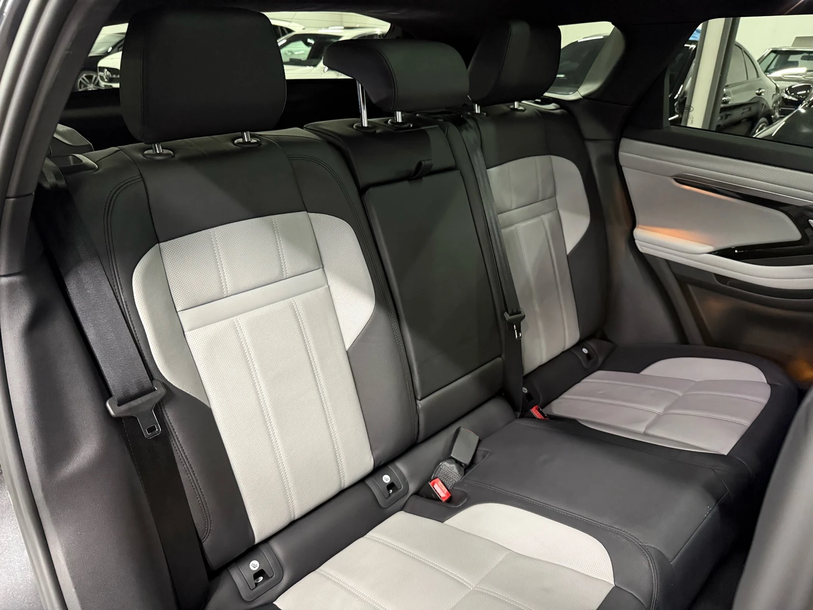 2023 Land Rover Range Rover Evoque P300 MHEV (L551), 26/30