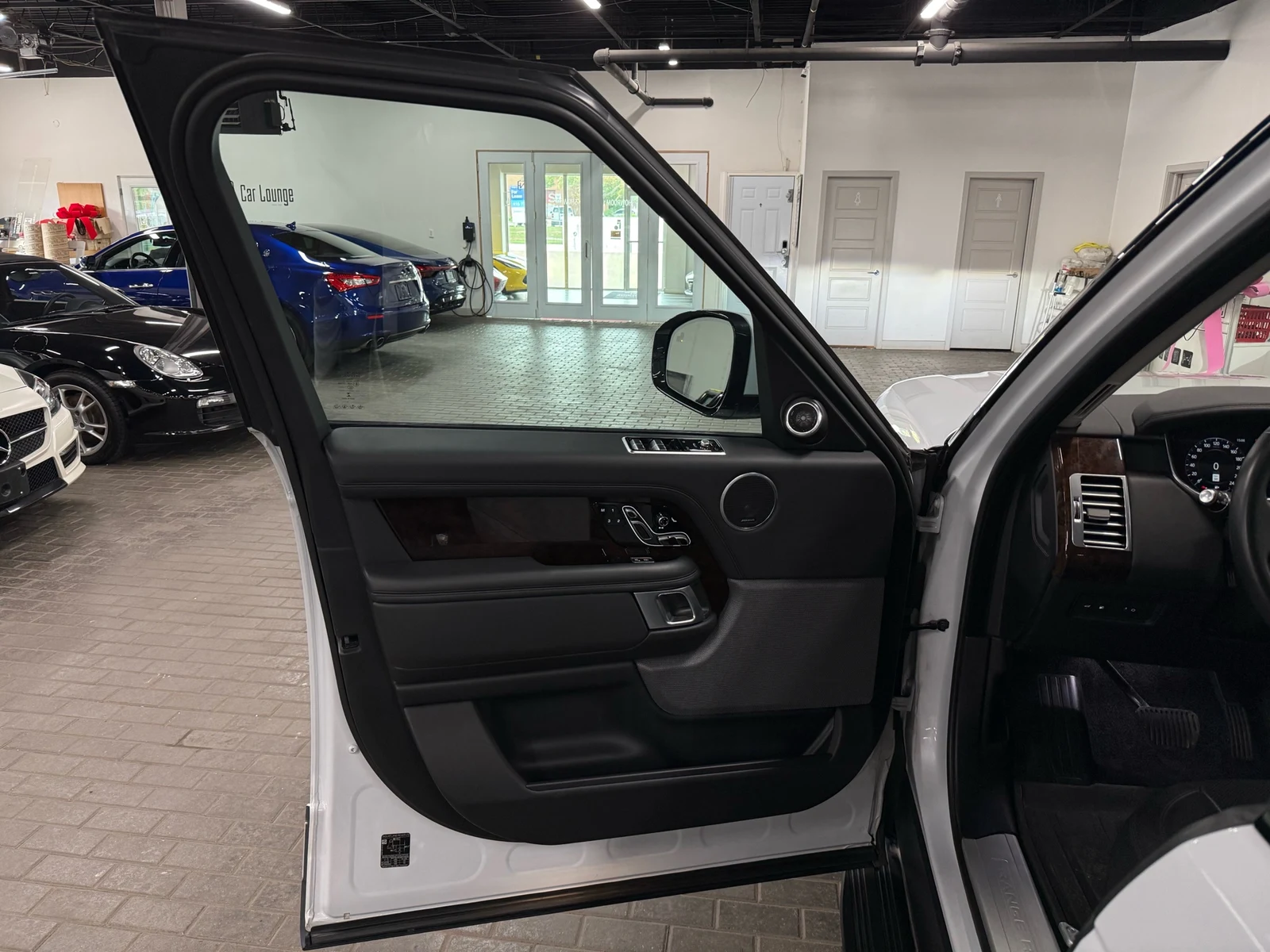 2020 Land Rover Range Rover (L405), 16/30