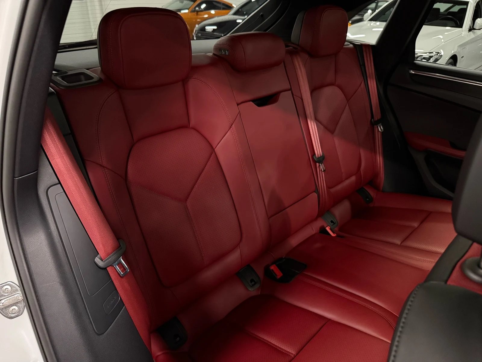 2025 Porsche Macan (95B), 26/30