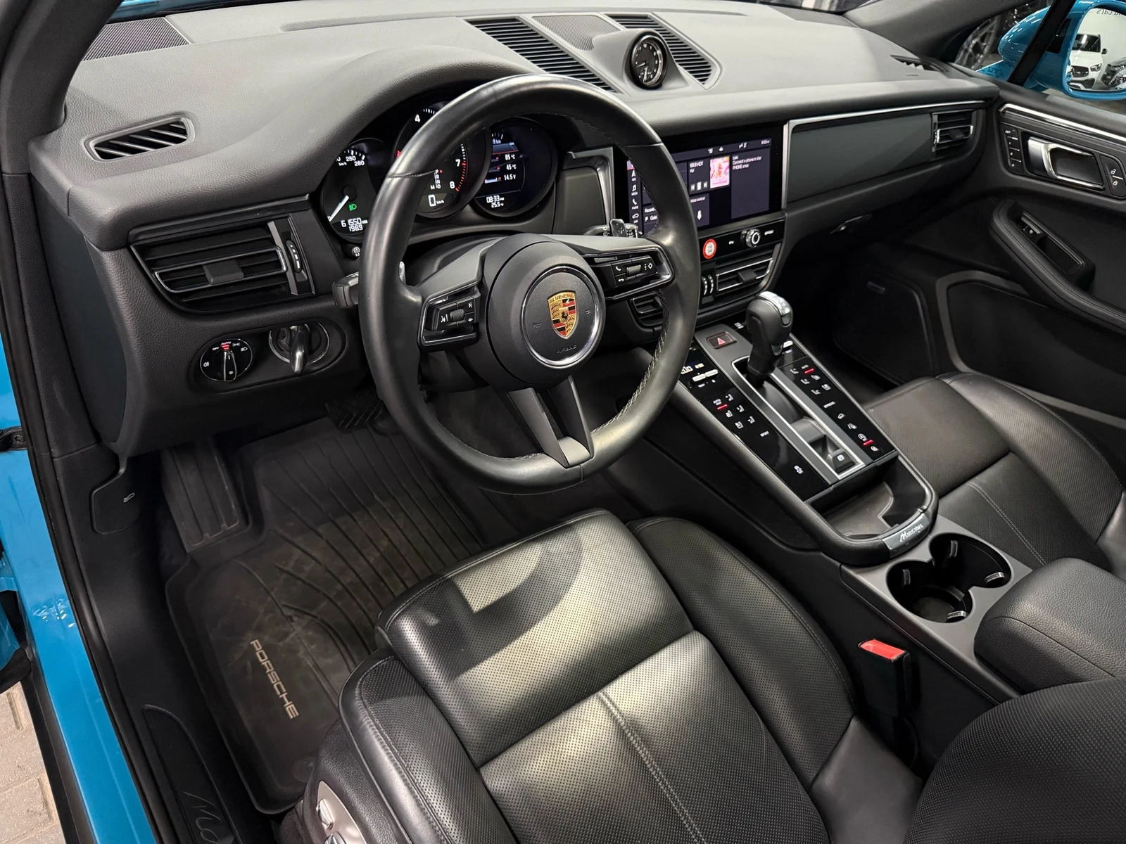 2023 Porsche Macan (95B), 15/30