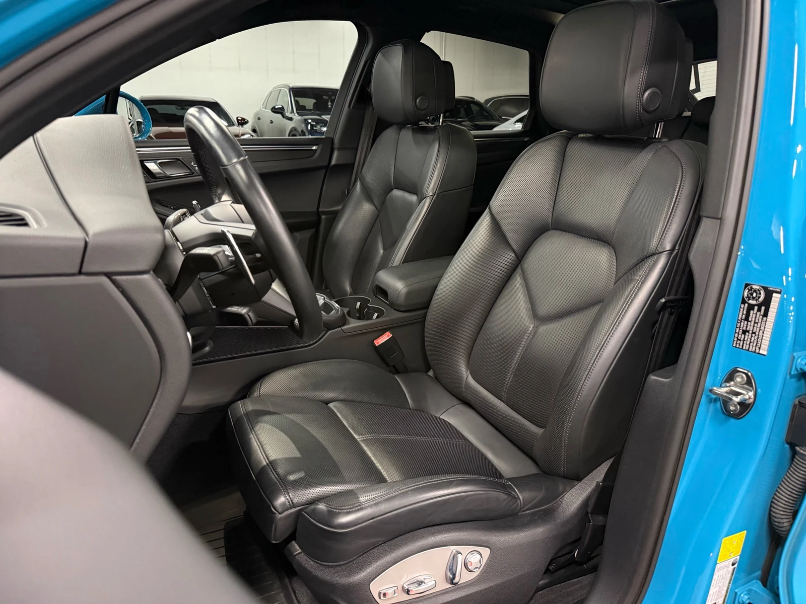 2023 Porsche Macan (95B), 18/30