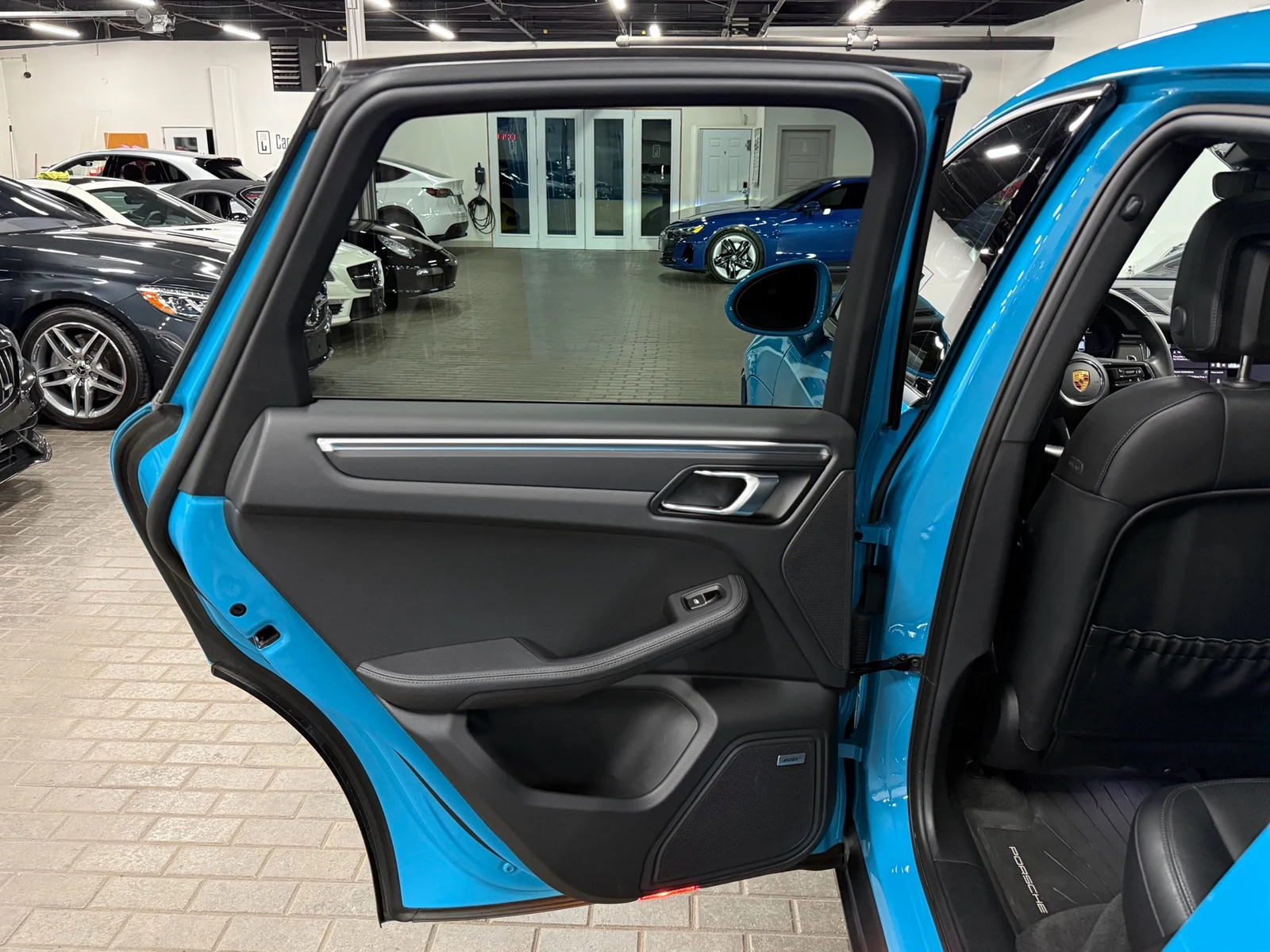 2023 Porsche Macan (95B), 21/30