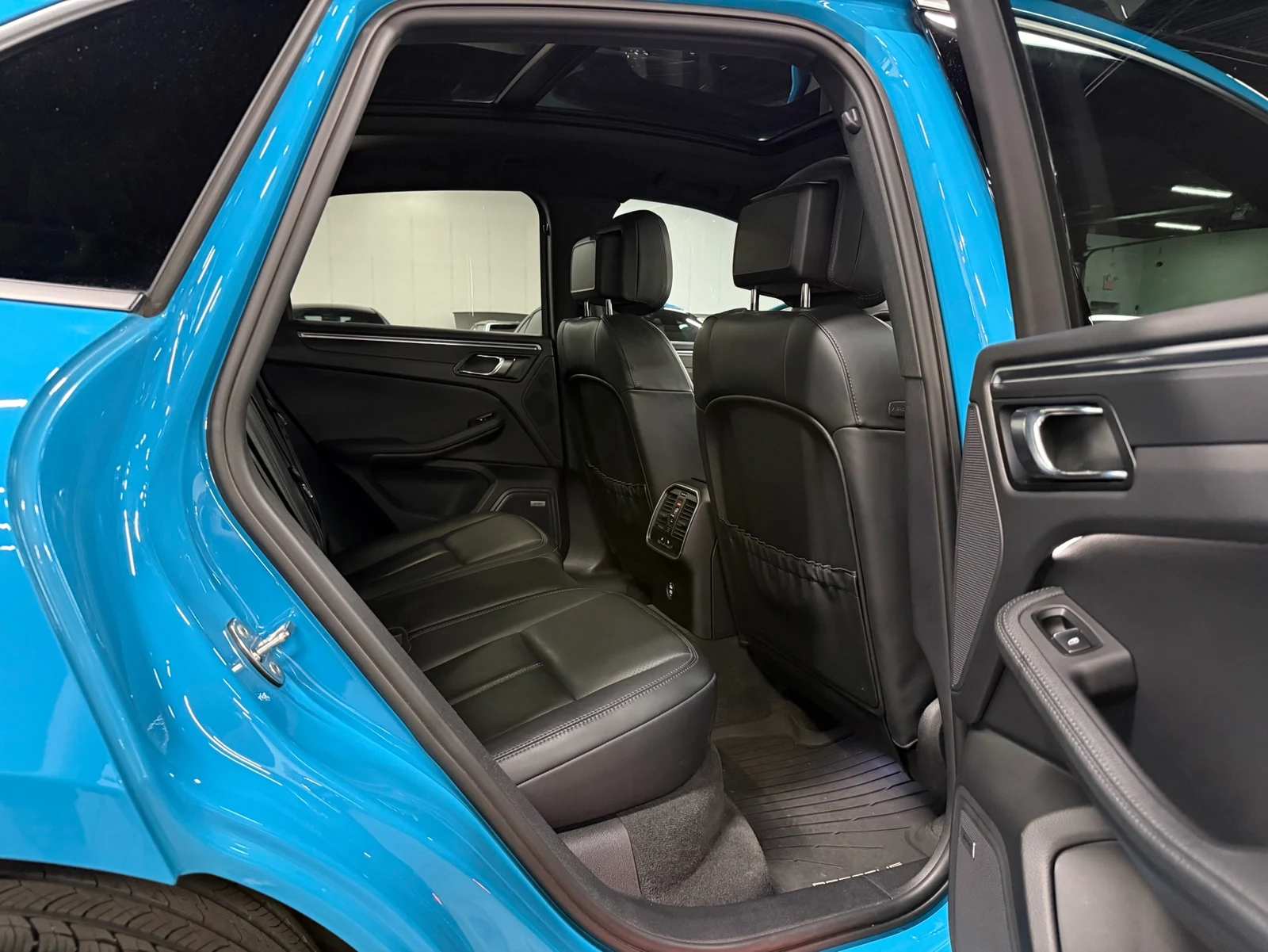 2023 Porsche Macan (95B), 23/30