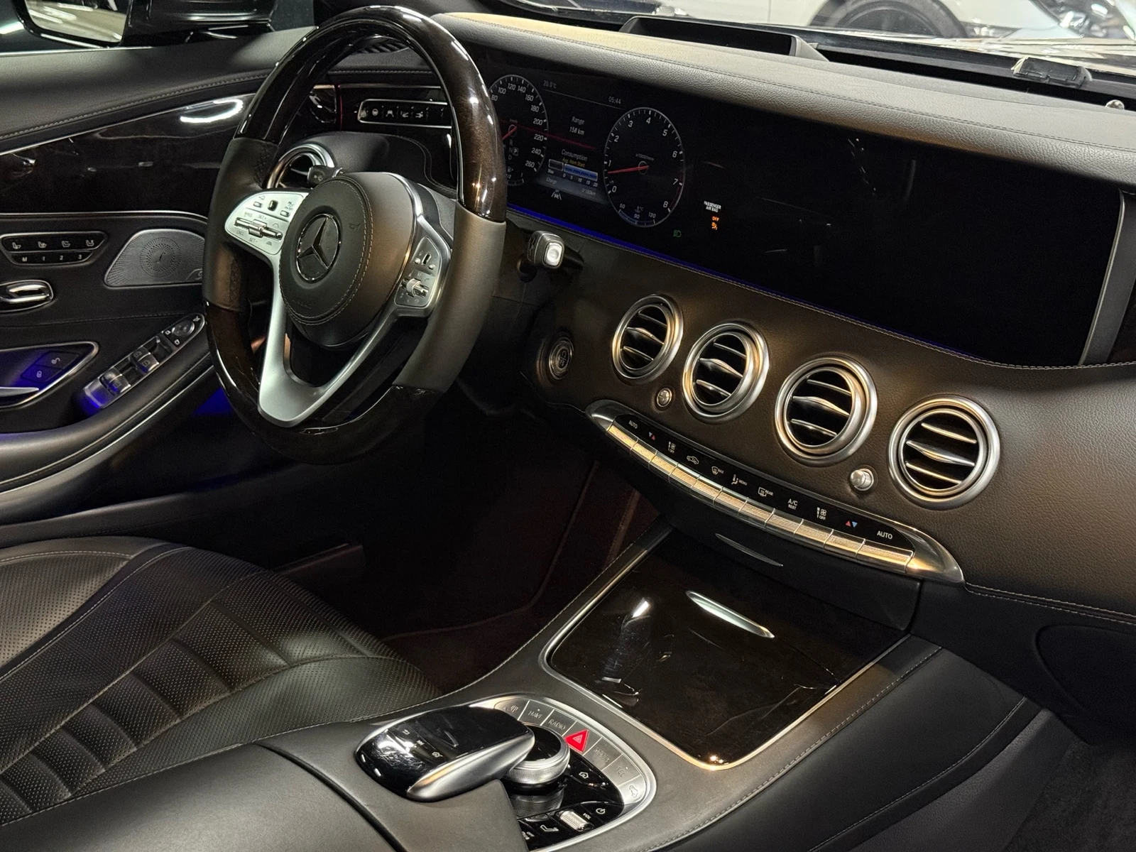 2020 Mercedes-Benz S 560, 26/30