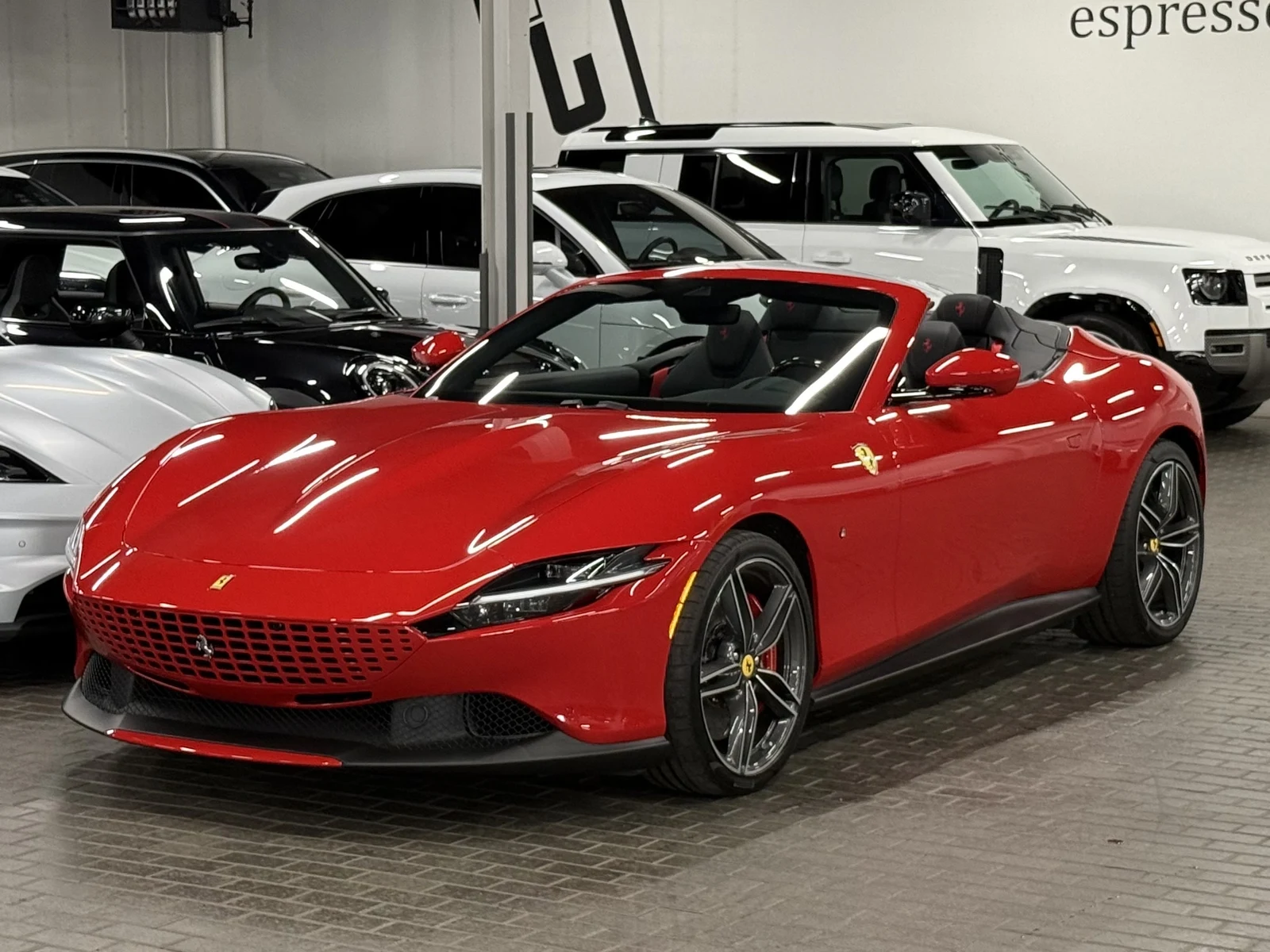 2025 Ferrari Roma Spider, 2/30