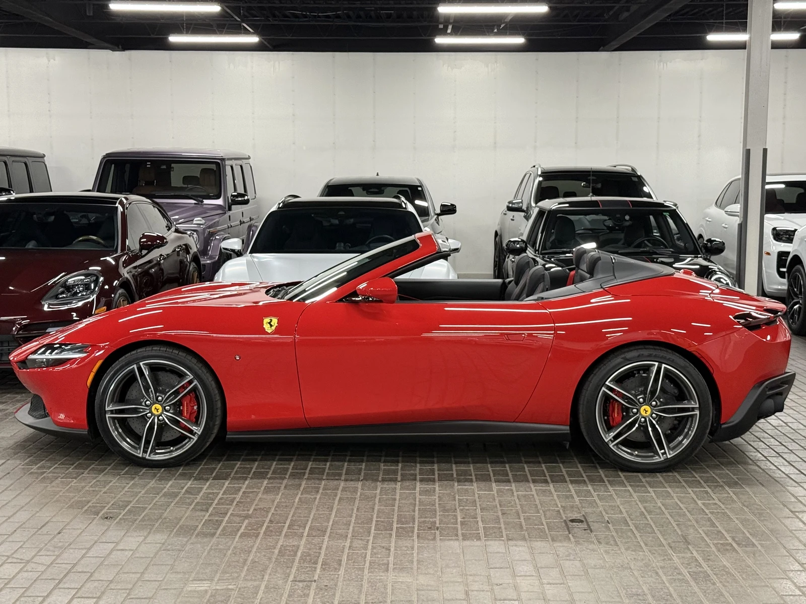 2025 Ferrari Roma Spider, 15/30