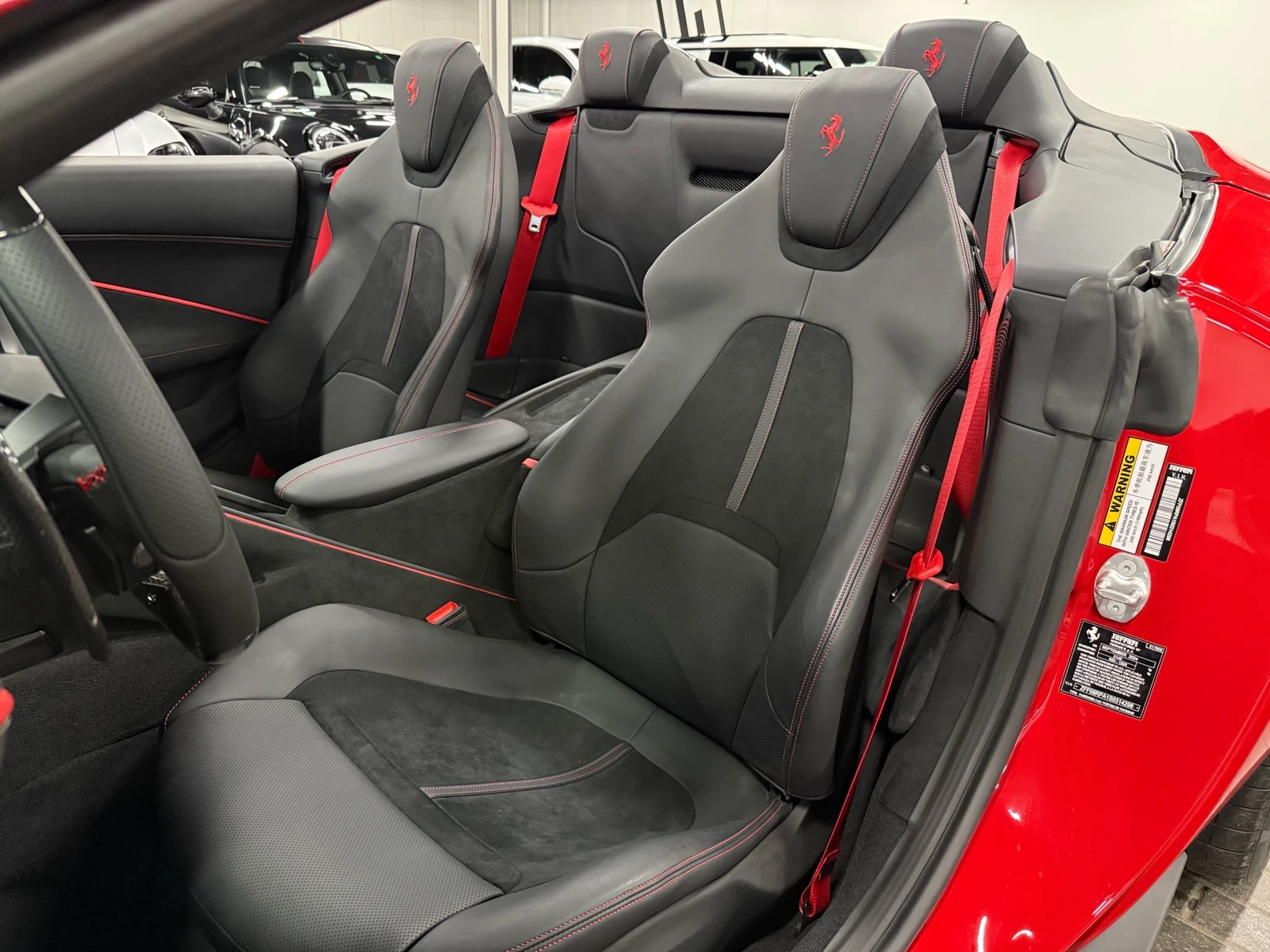 2025 Ferrari Roma Spider, 25/30