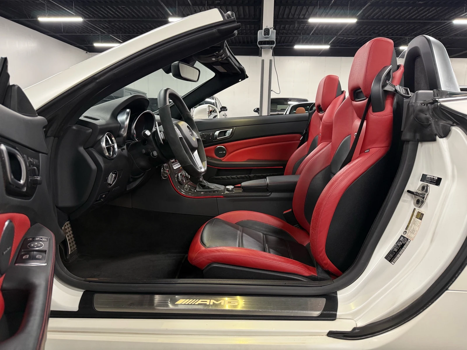2013 Mercedes-AMG SLK 55, 17/30