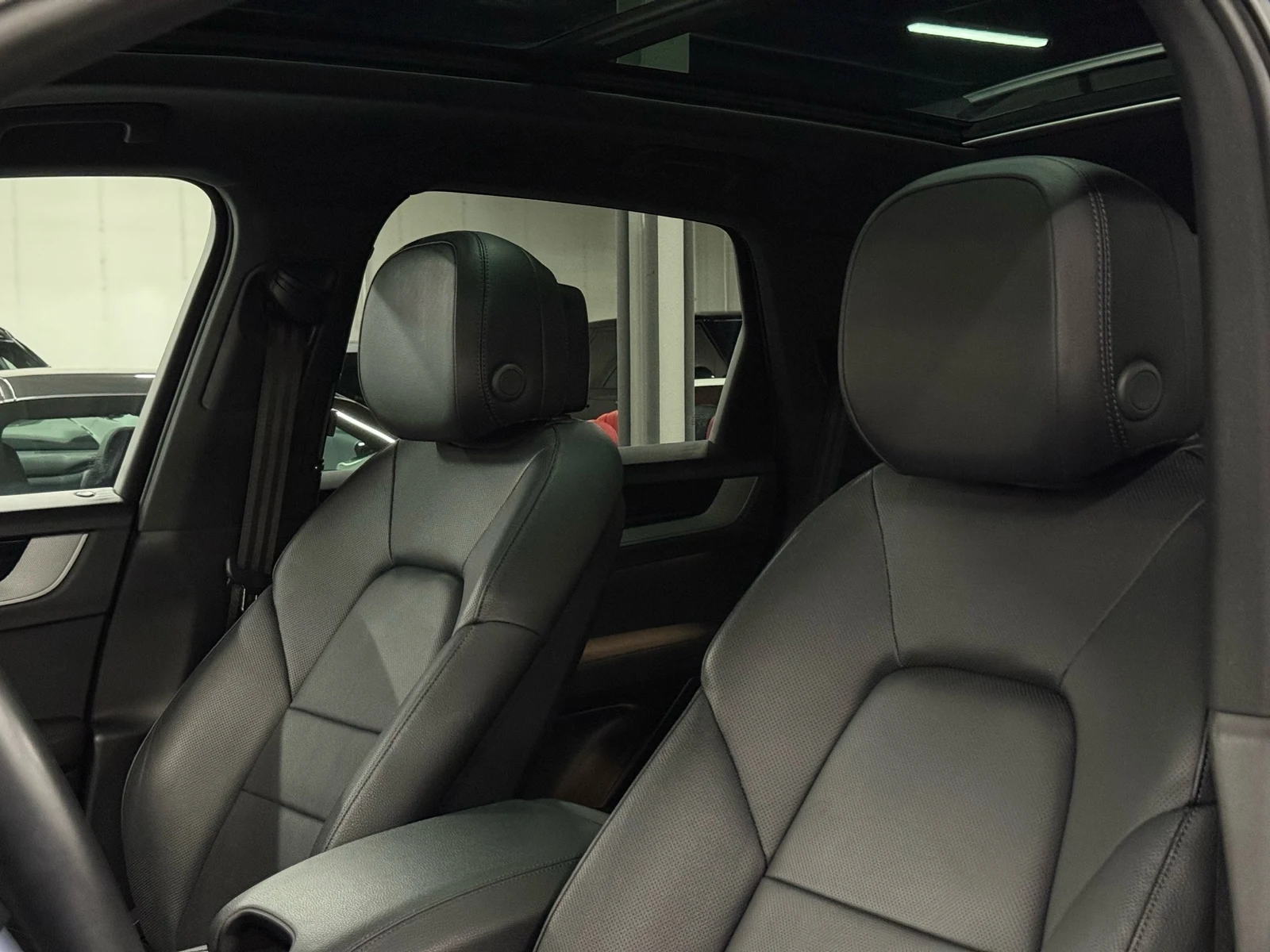 2024 Porsche Cayenne, 21/30