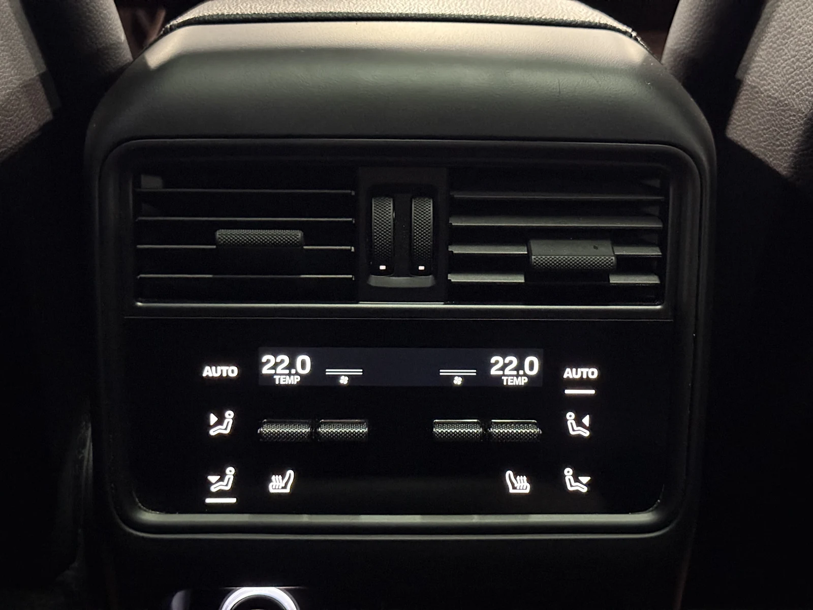 2024 Porsche Cayenne, 29/30