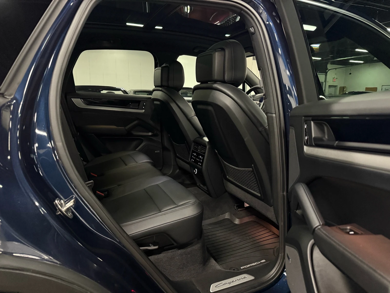 2024 Porsche Cayenne, 30/30