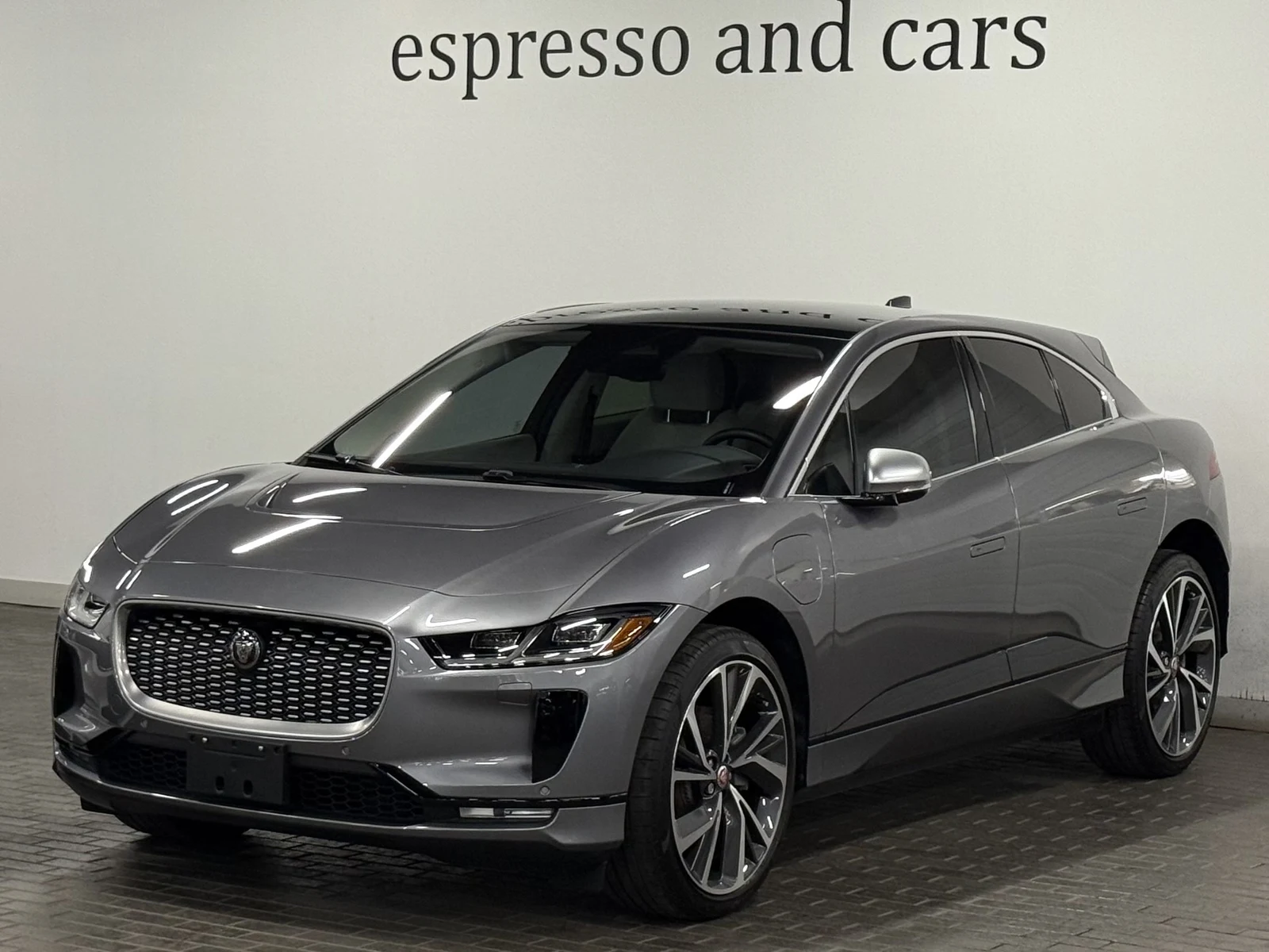 Jaguar I-Pace HSE | Car Lounge