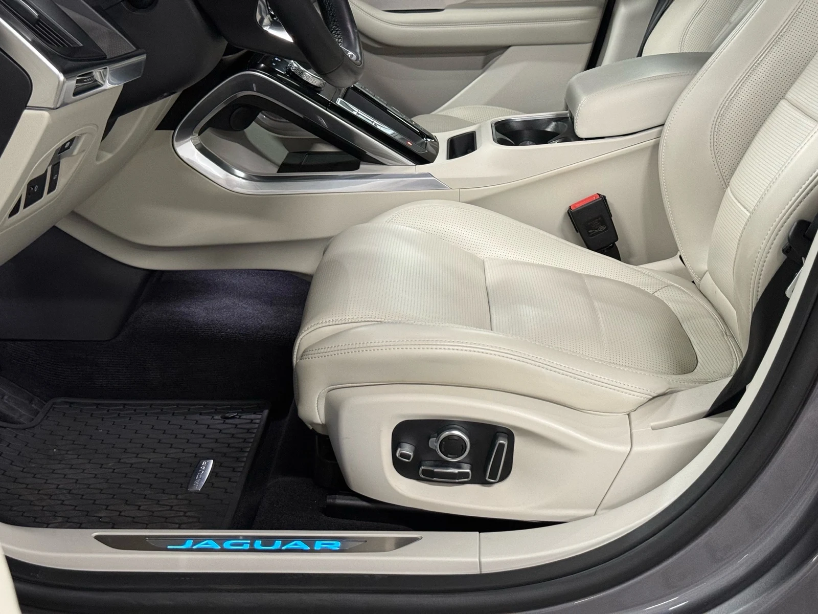 2023 Jaguar I-Pace HSE, 13/30