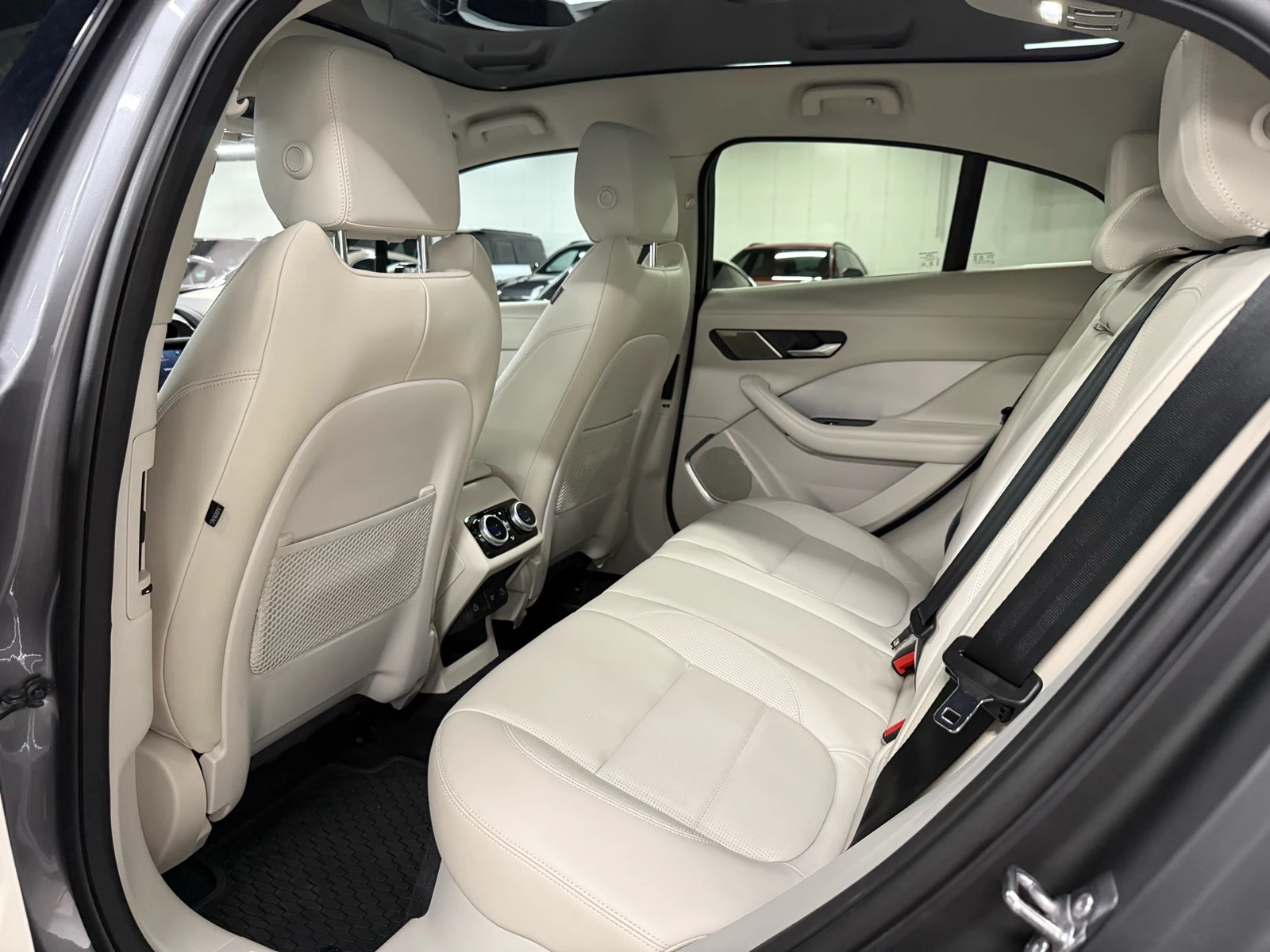 2023 Jaguar I-Pace HSE, 26/30