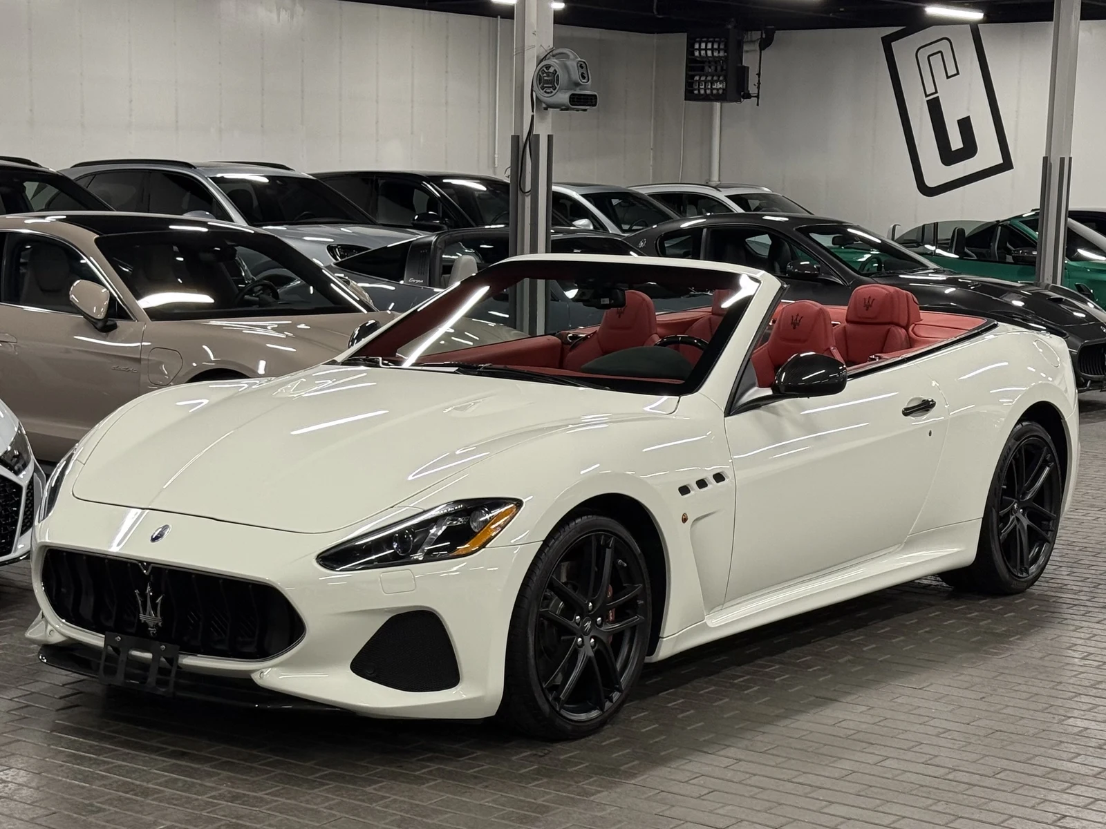 Maserati GranCabrio MC | Car Lounge