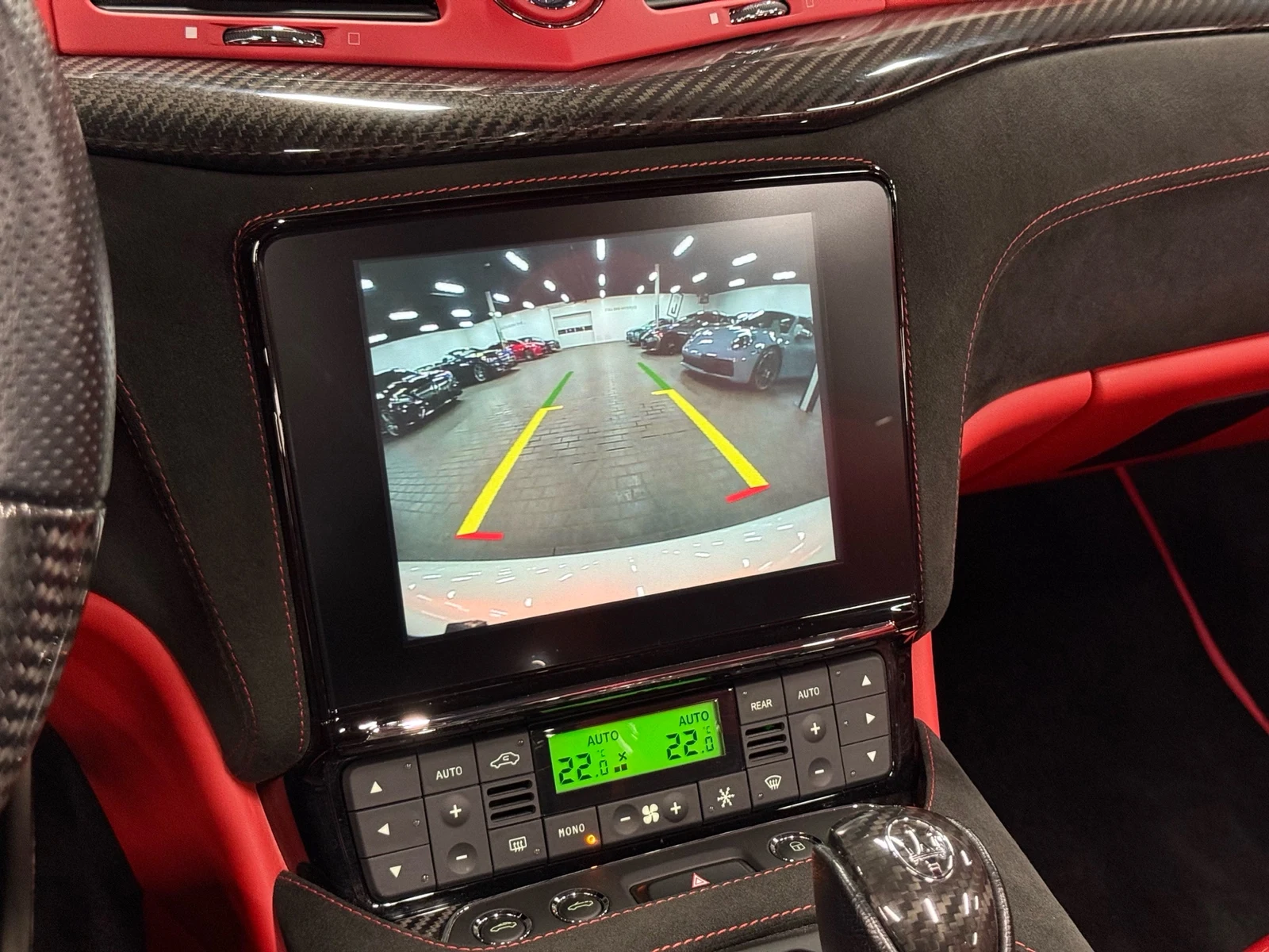 2018 Maserati GranCabrio MC, 17/30