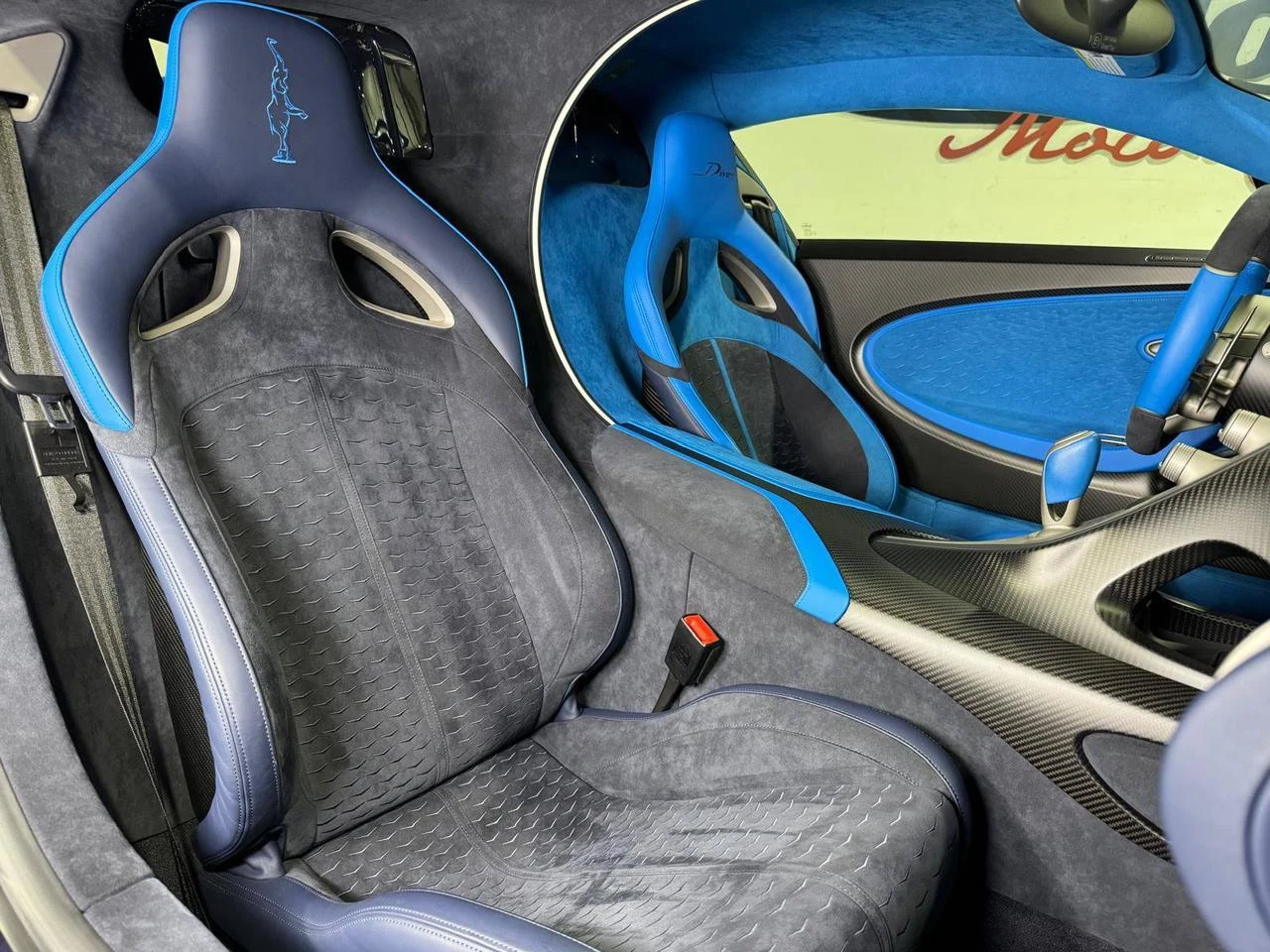 2020 Bugatti Divo, 13/20