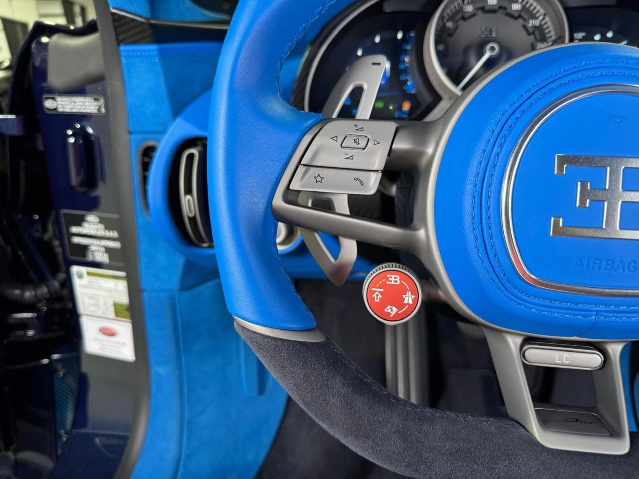 2020 Bugatti Divo, 17/20