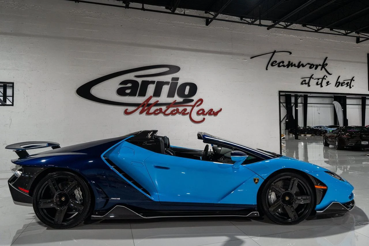 2017 Lamborghini Centenario Roadster, 16/20