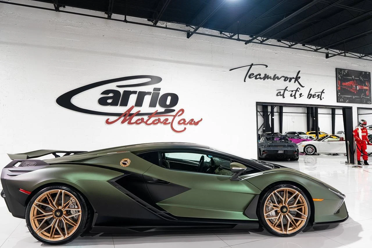 2021 Lamborghini Sián FKP 37, 8/20