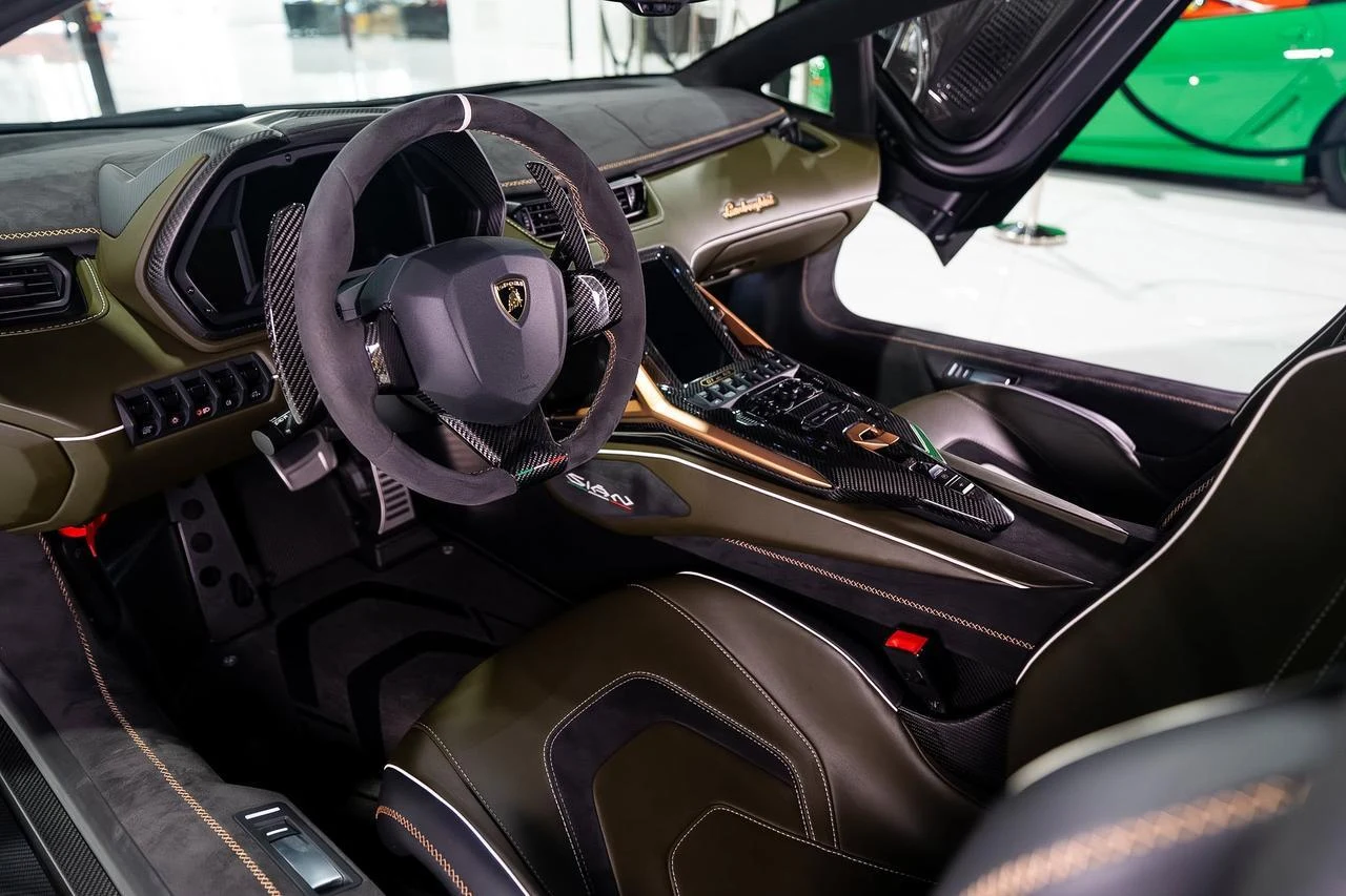 2021 Lamborghini Sián FKP 37, 15/20