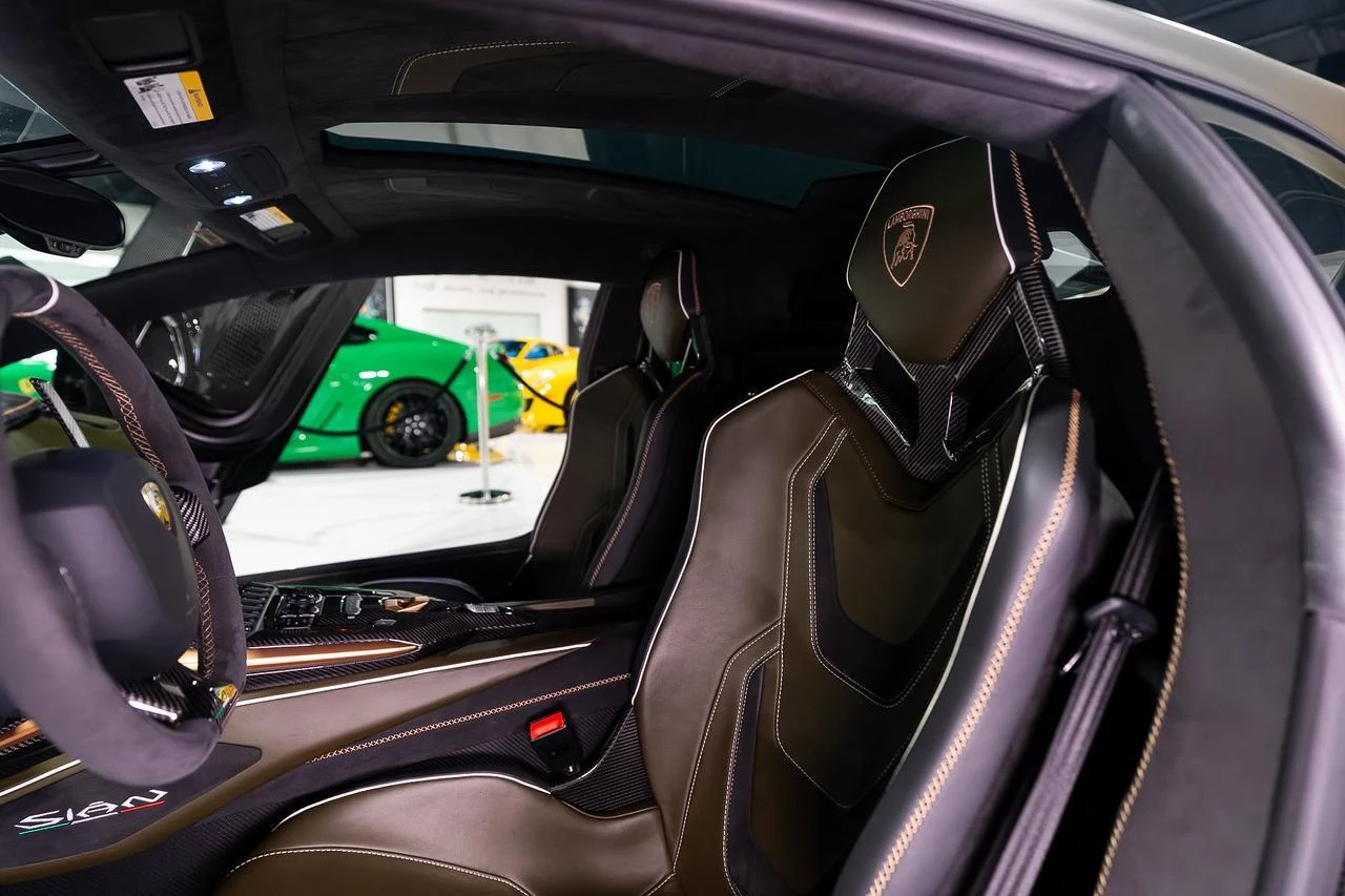 2021 Lamborghini Sián FKP 37, 16/20
