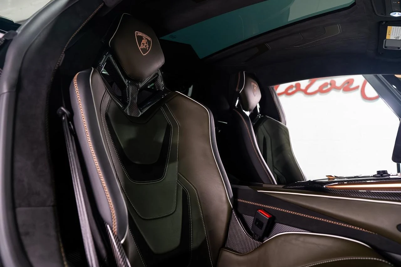 2021 Lamborghini Sián FKP 37, 18/20