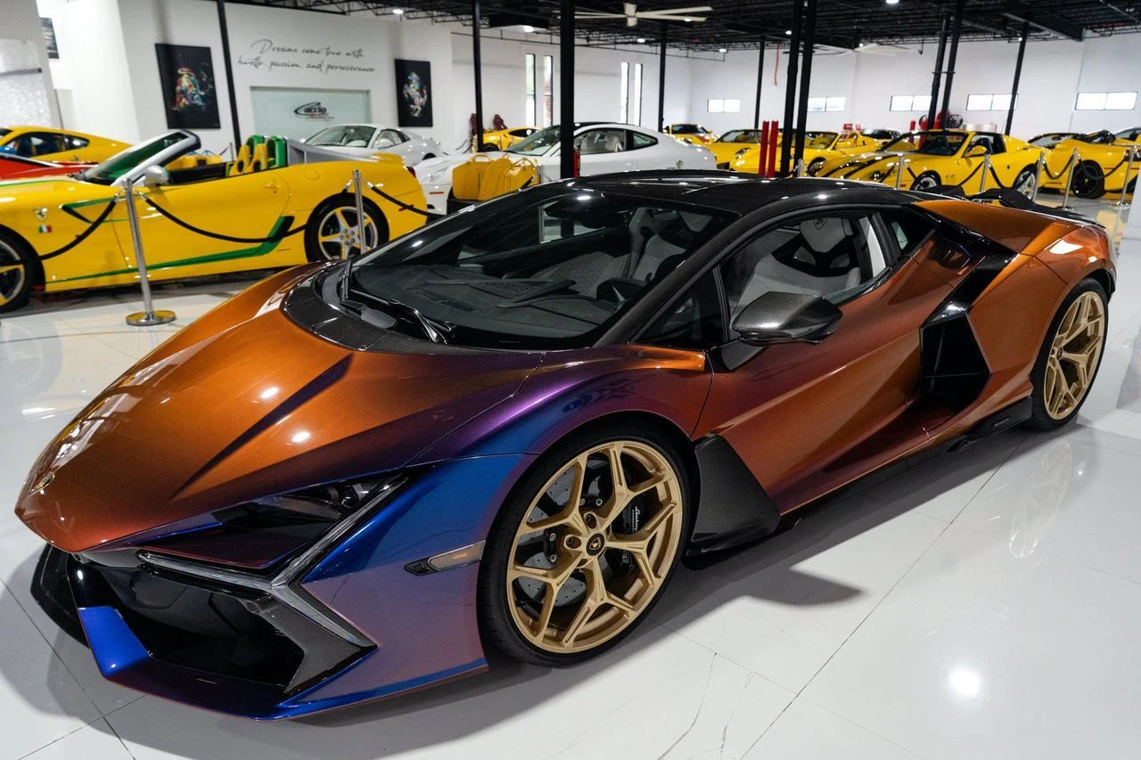 Lamborghini Revuelto | Carrio Motor Cars