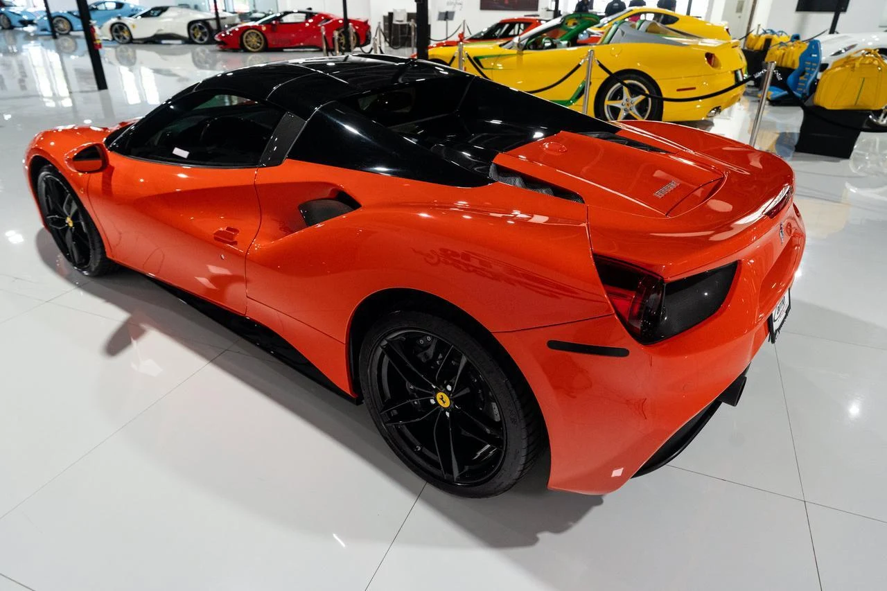 2017 Ferrari 488 Spider, 13/20