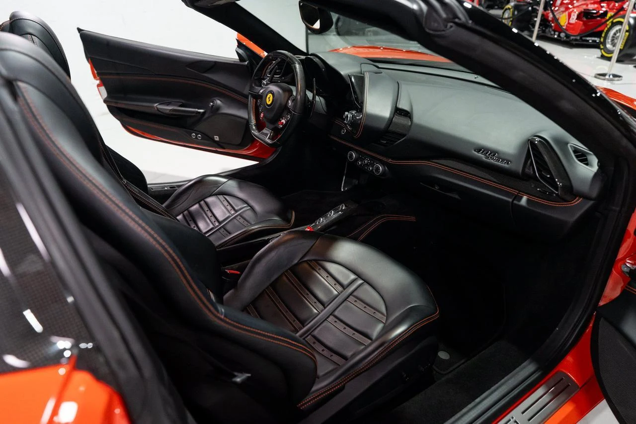 2017 Ferrari 488 Spider, 19/20