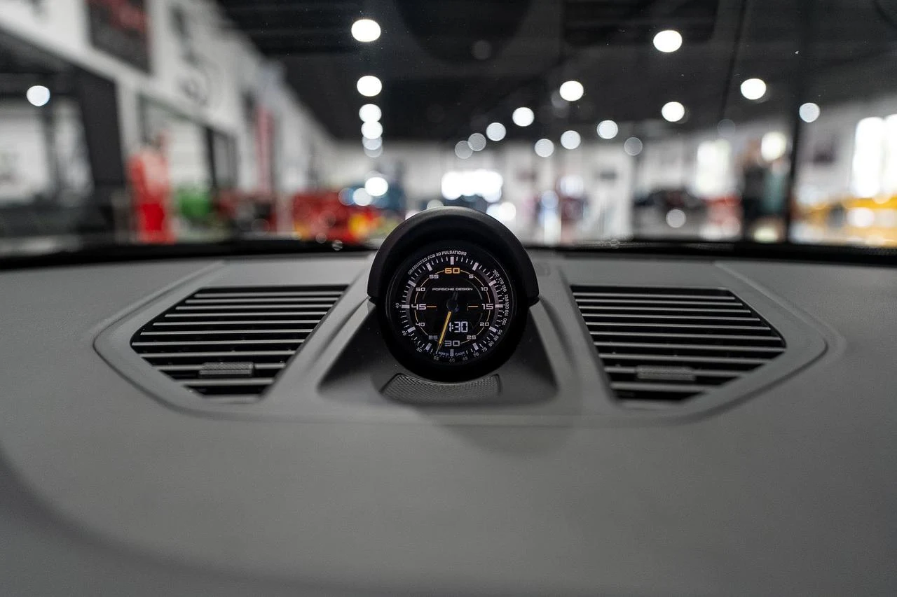 2026 Porsche 911 GT3 Touring (992.2), 19/20