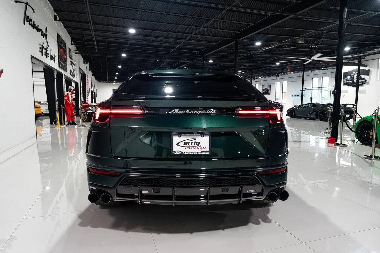 2022 Lamborghini Urus, 6/20