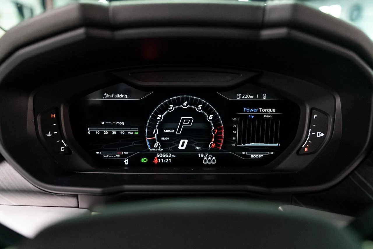 2022 Lamborghini Urus, 18/20