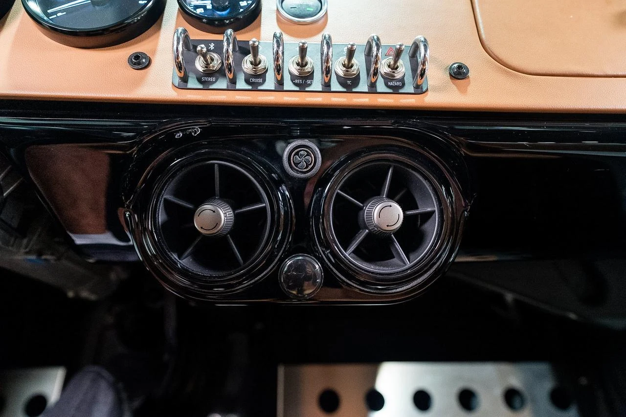 2023 Vanderhall Carmel GT, 18/20