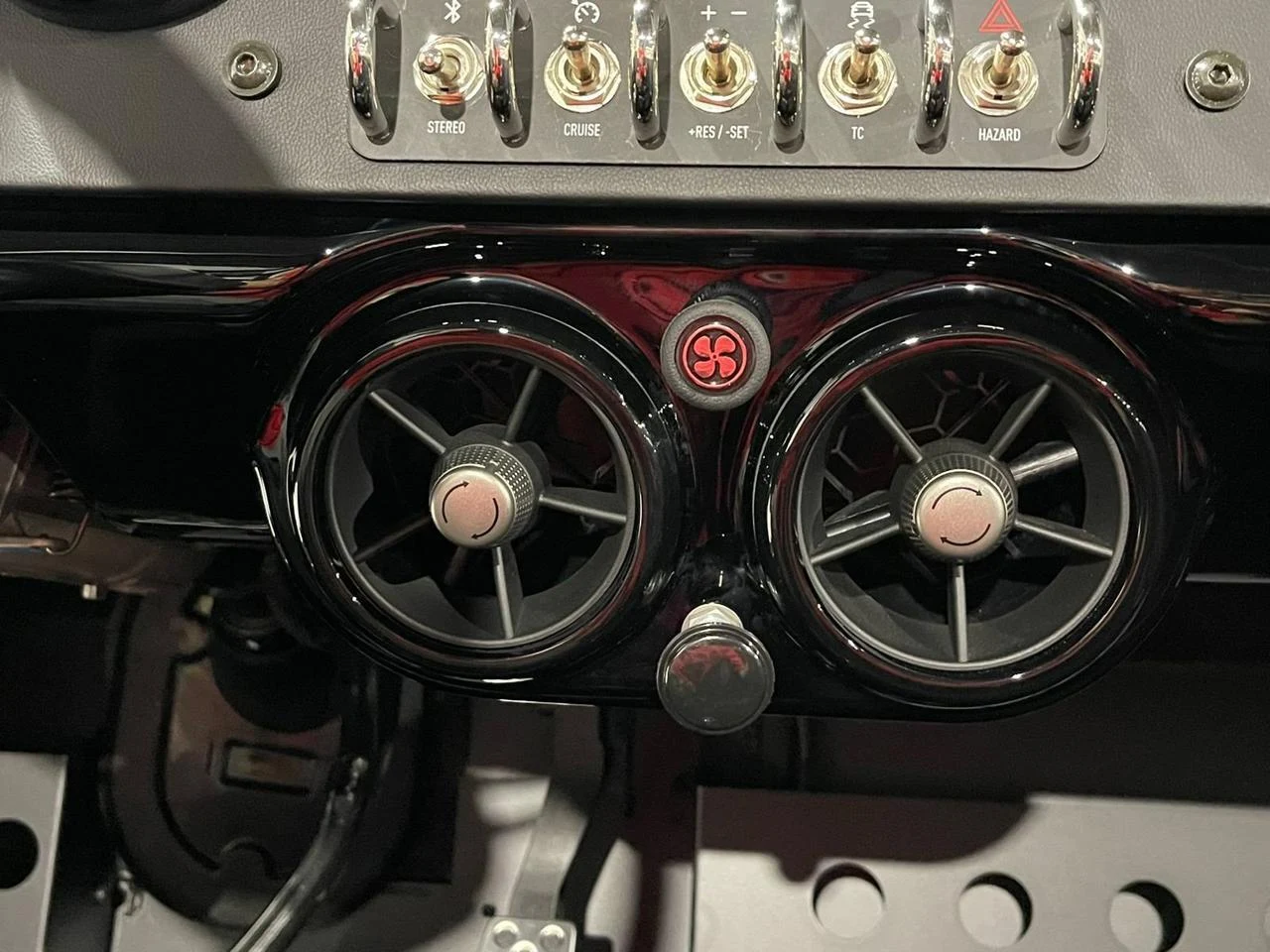 2023 Vanderhall Carmel Blackjack, 19/20