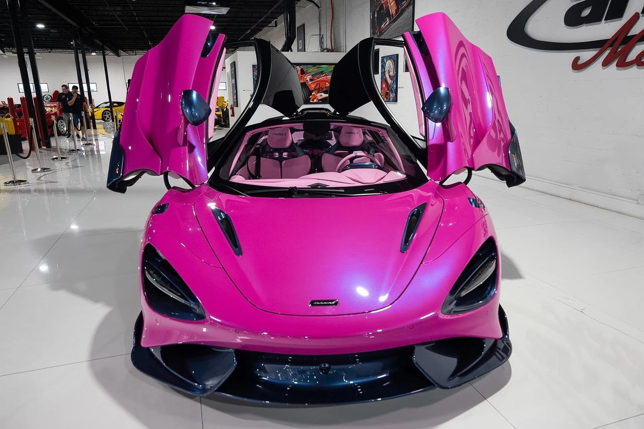 2021 McLaren 765LT, 10/20