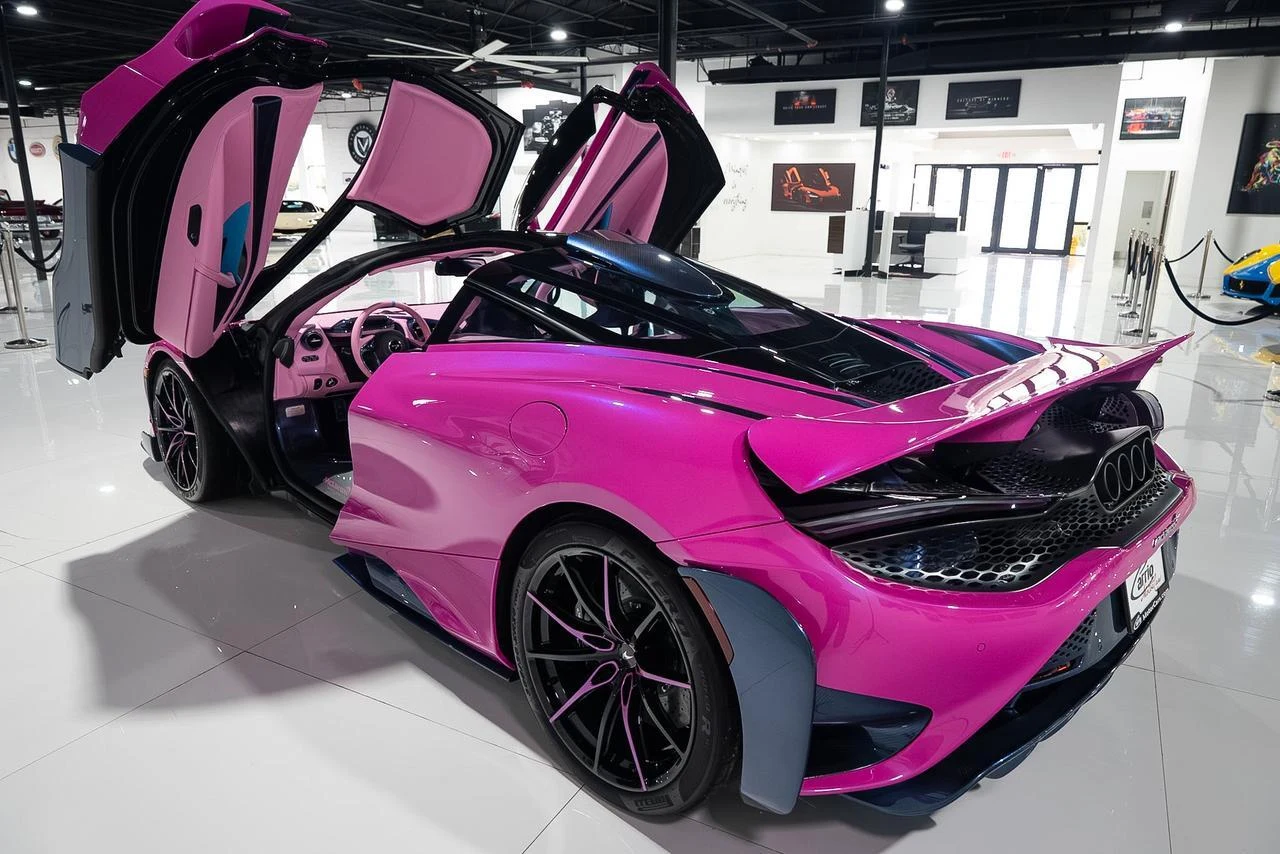 2021 McLaren 765LT, 13/20