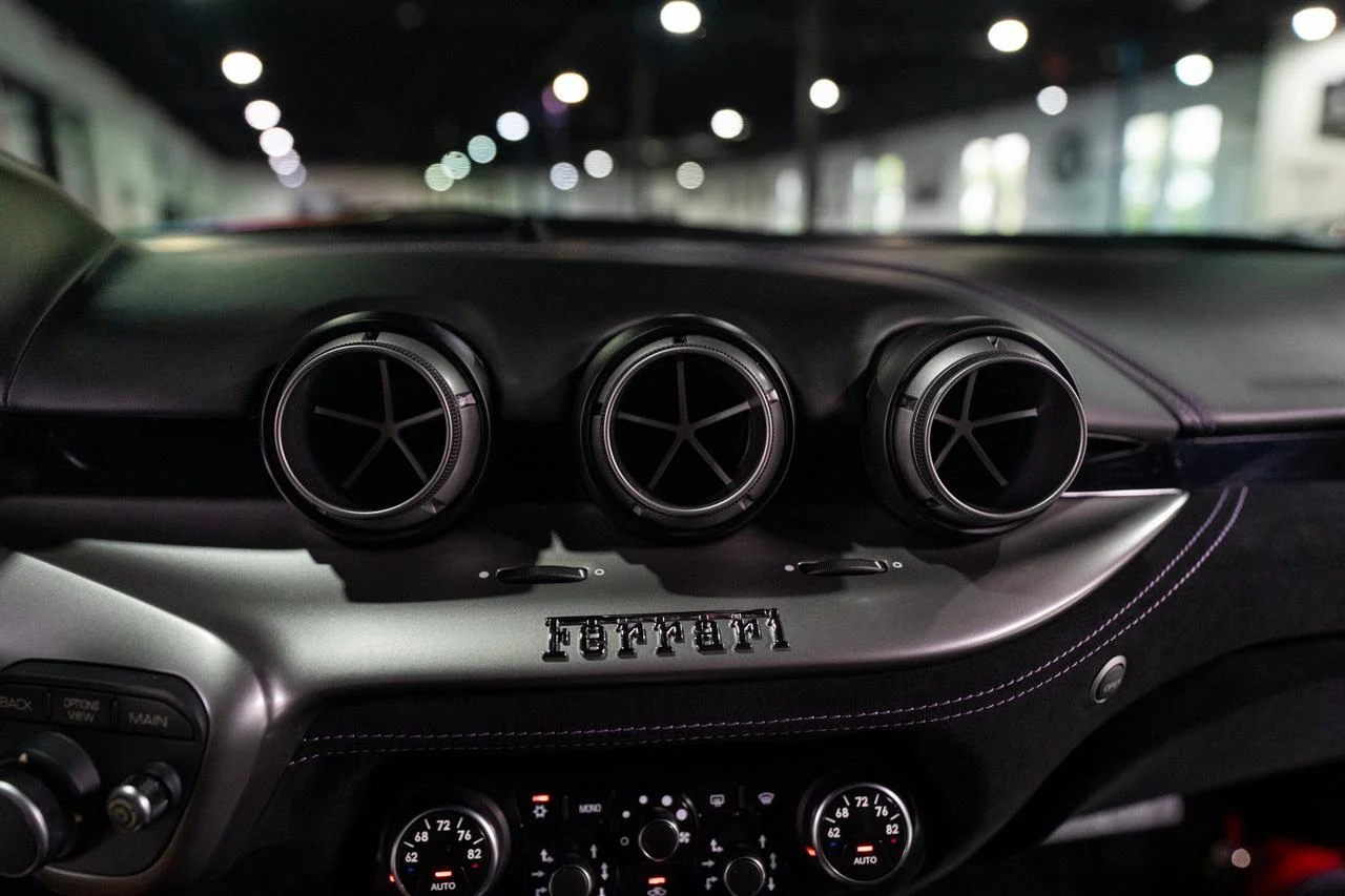 2017 Ferrari F12berlinetta, 17/20