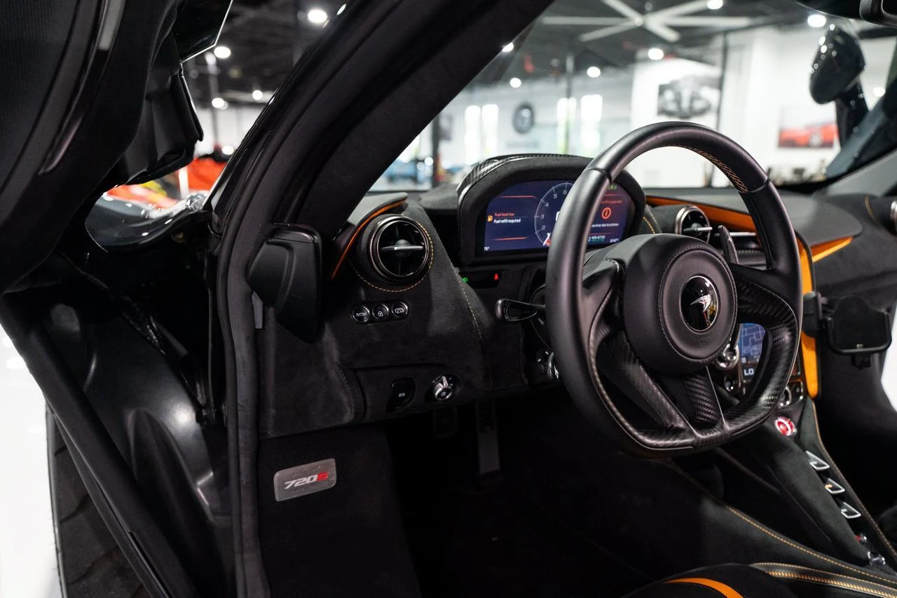 2023 McLaren 720S Luxury Spider, 11/20