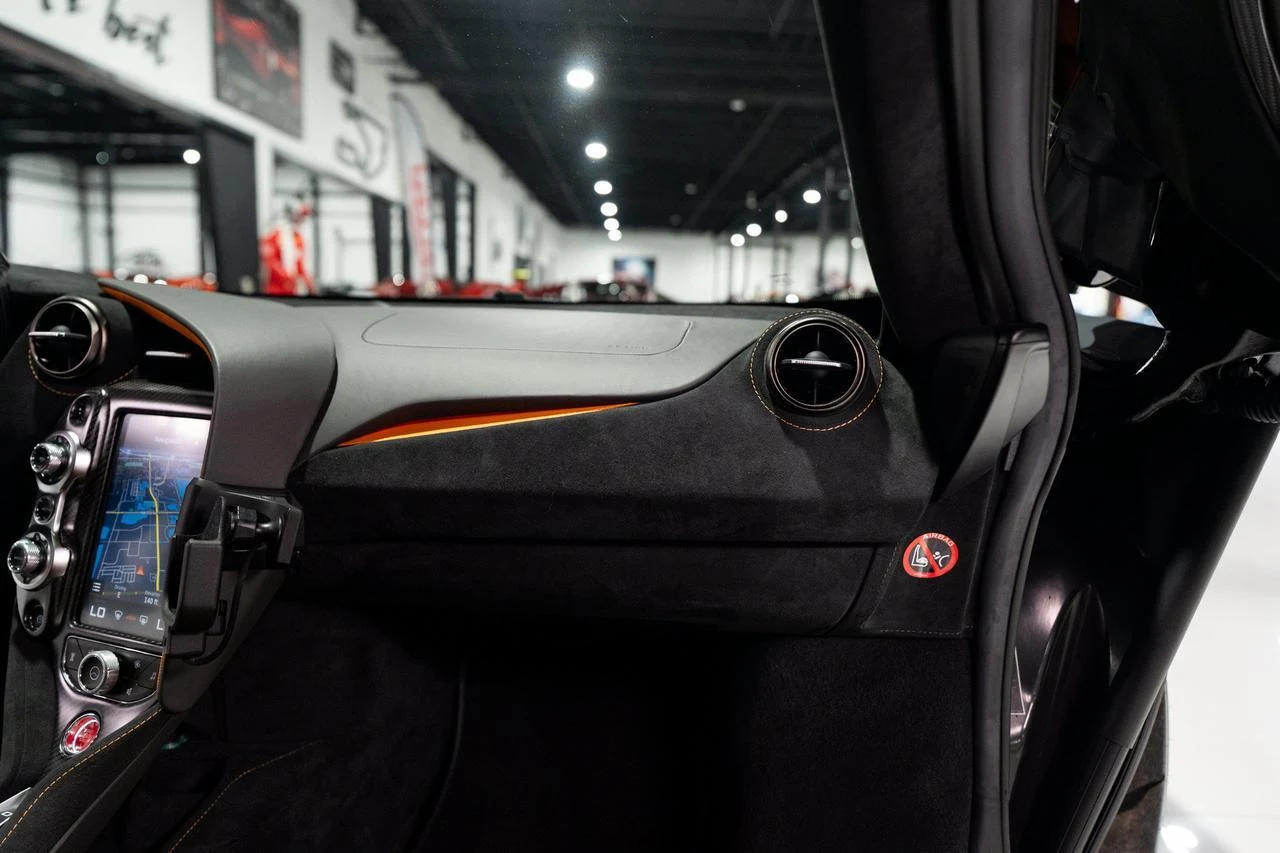 2023 McLaren 720S Luxury Spider, 13/20