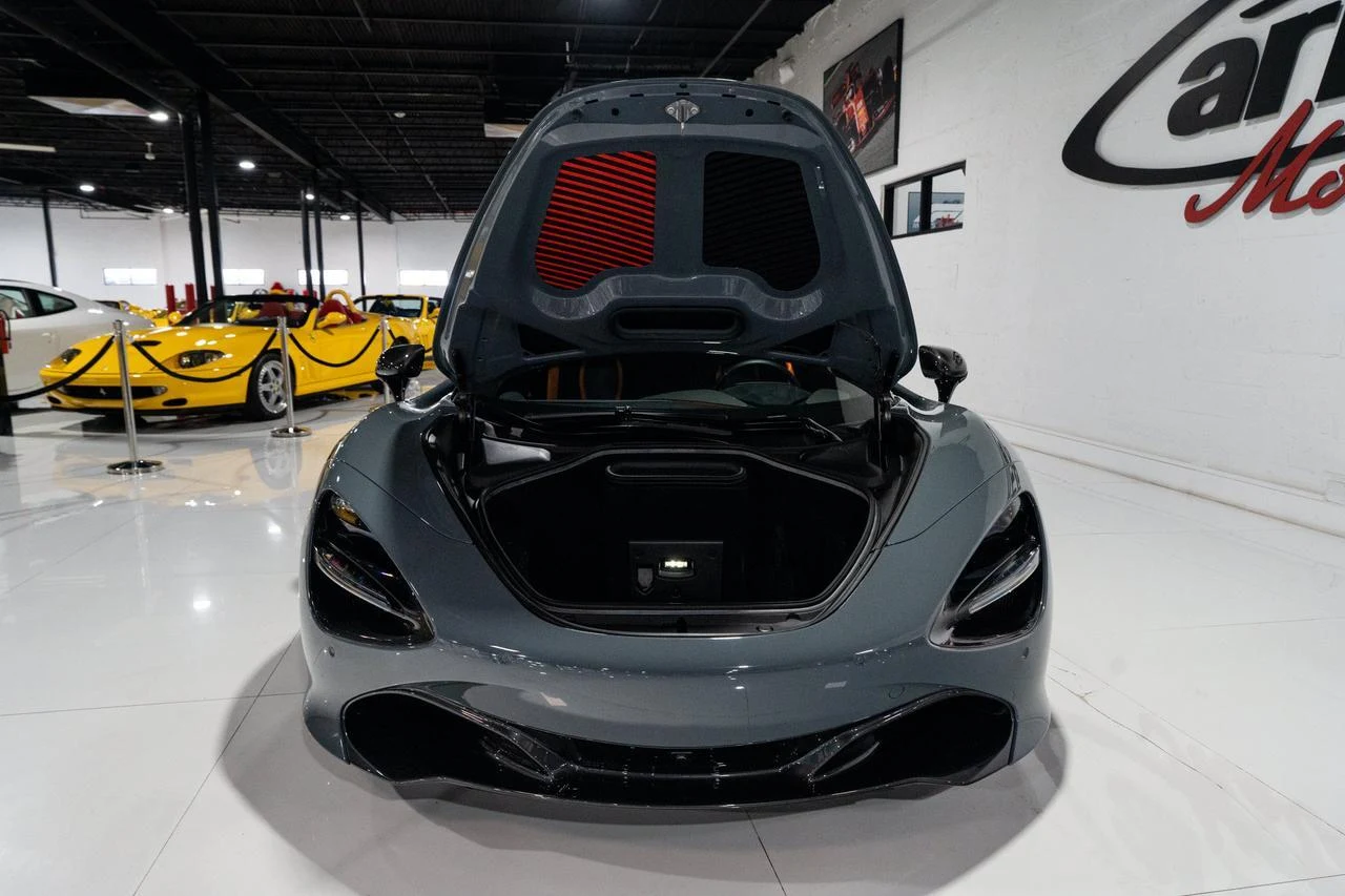 2023 McLaren 720S Luxury Spider, 17/20