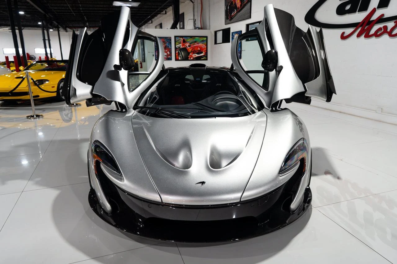 2015 McLaren P1, 3/20