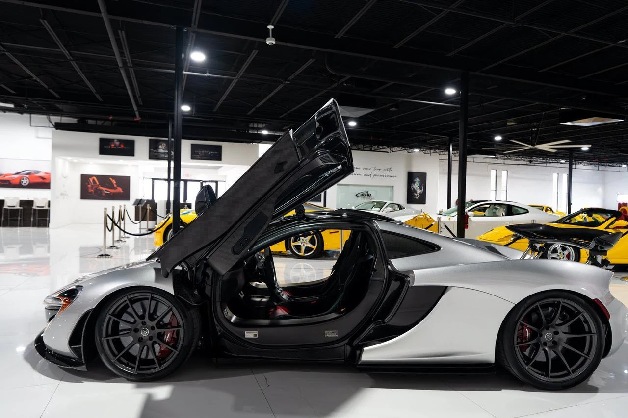 2015 McLaren P1, 5/20