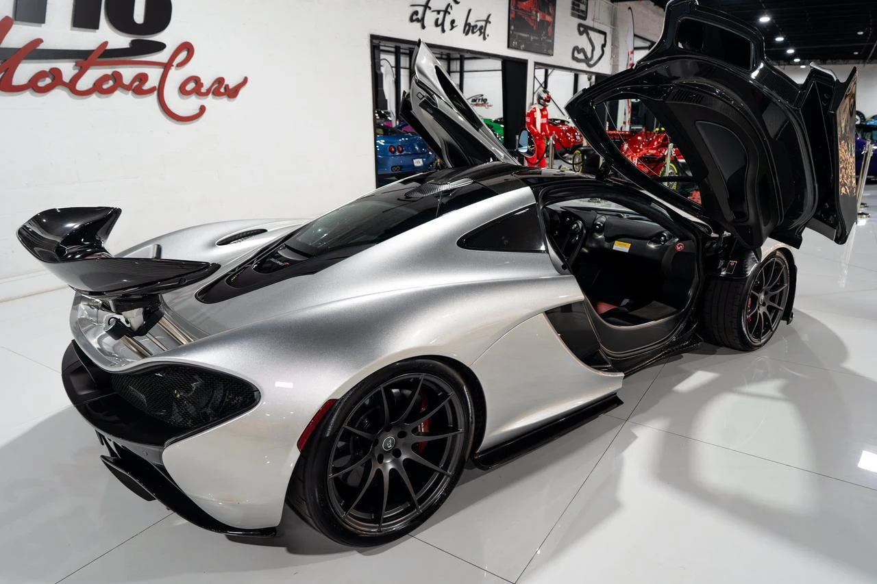 2015 McLaren P1, 8/20