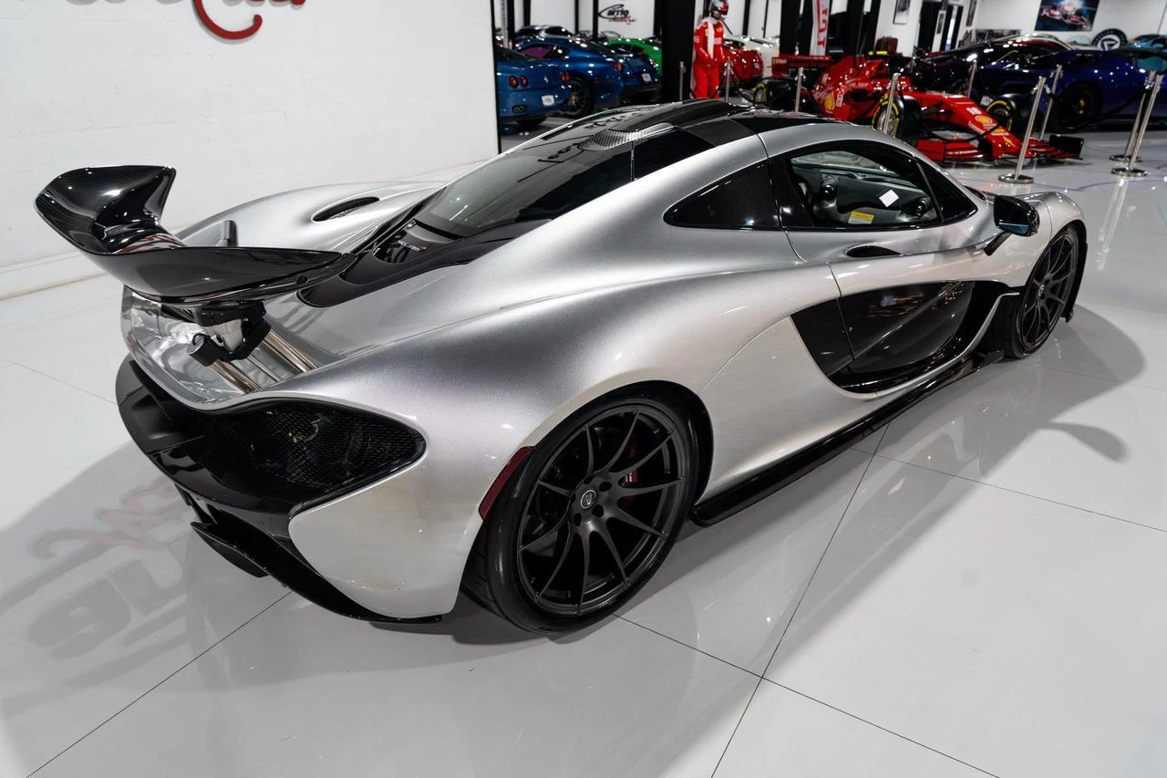 2015 McLaren P1, 15/20