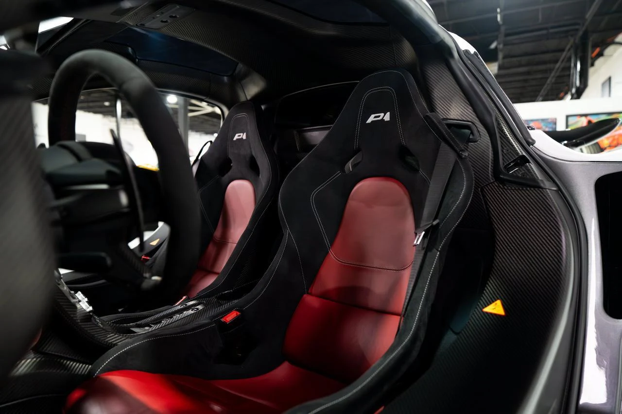 2015 McLaren P1, 18/20