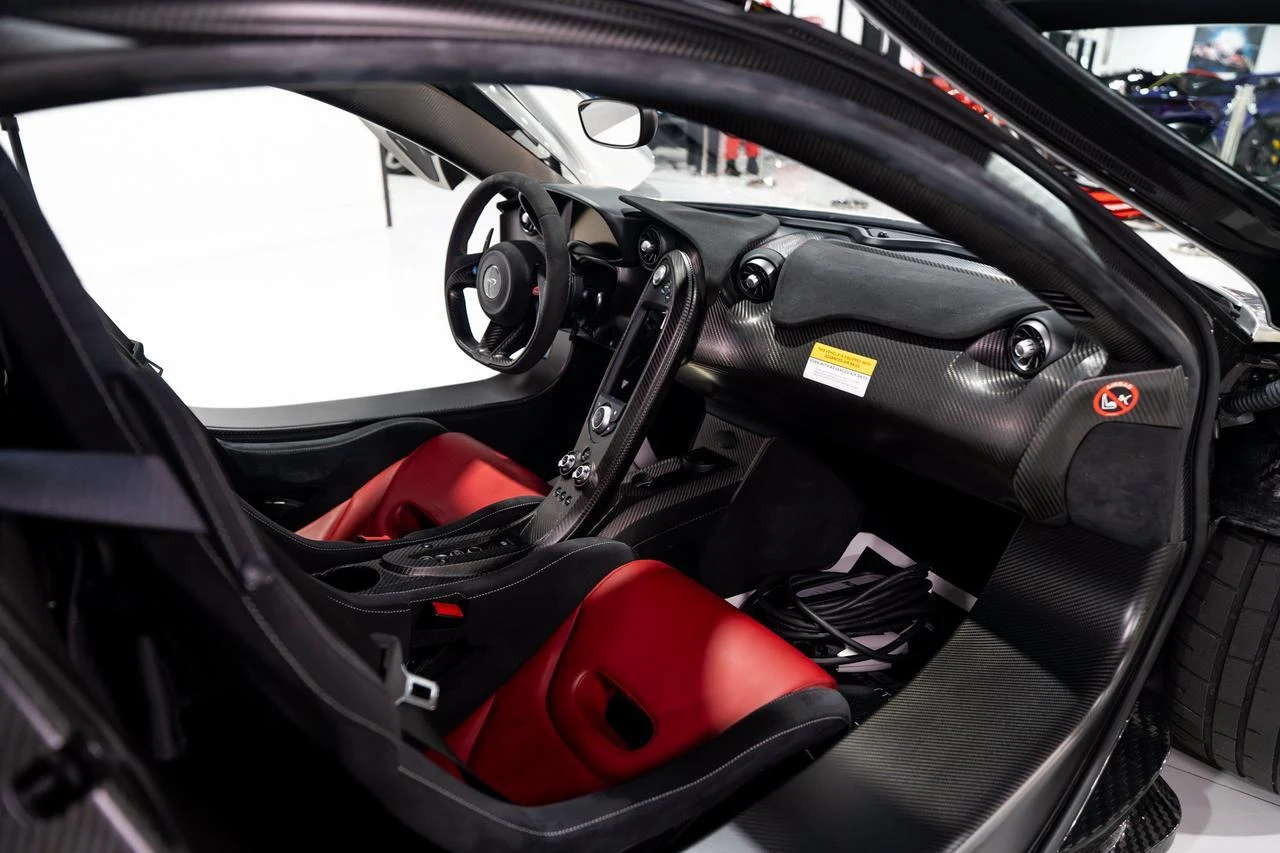 2015 McLaren P1, 19/20